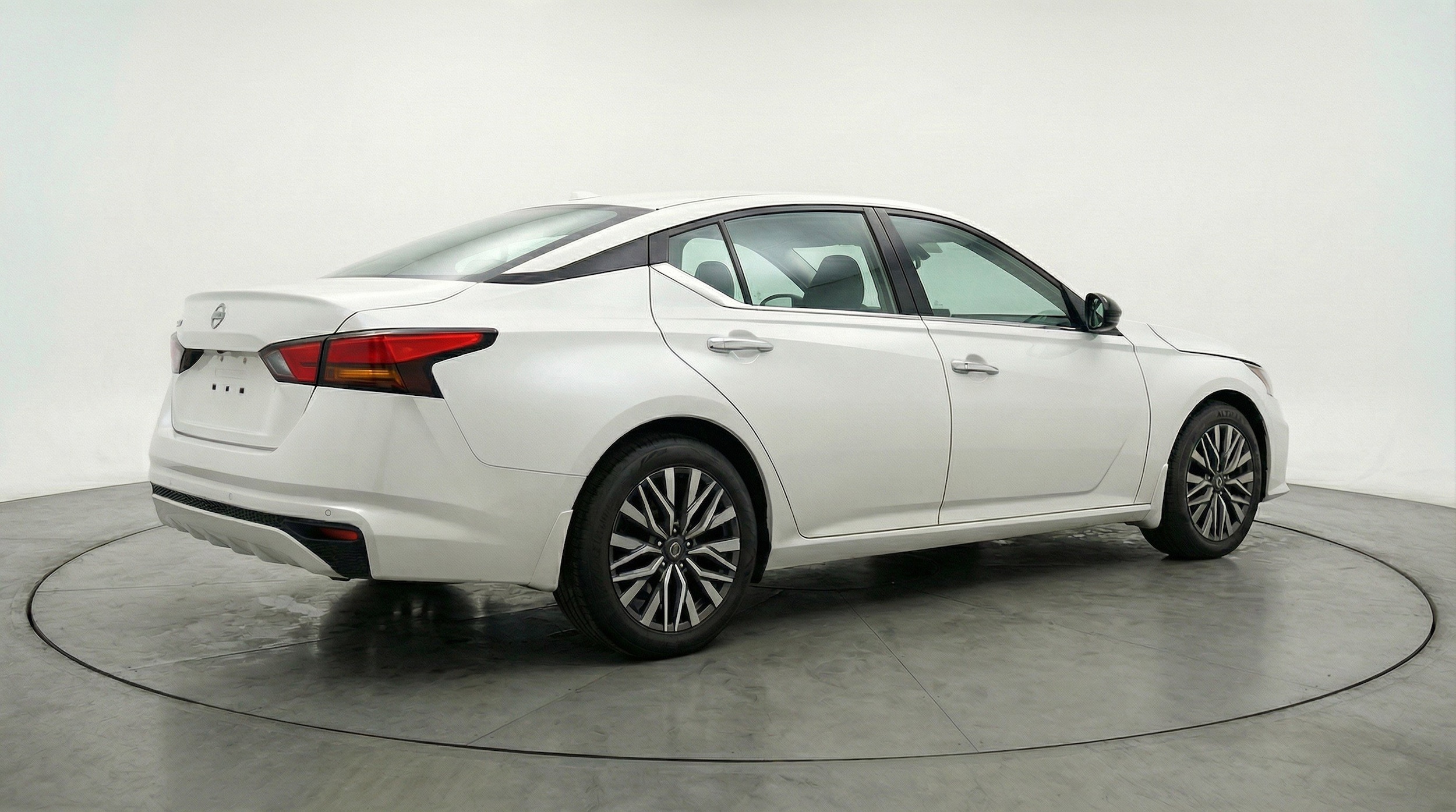 Thumbnail: 2025 Nissan Altima - 7