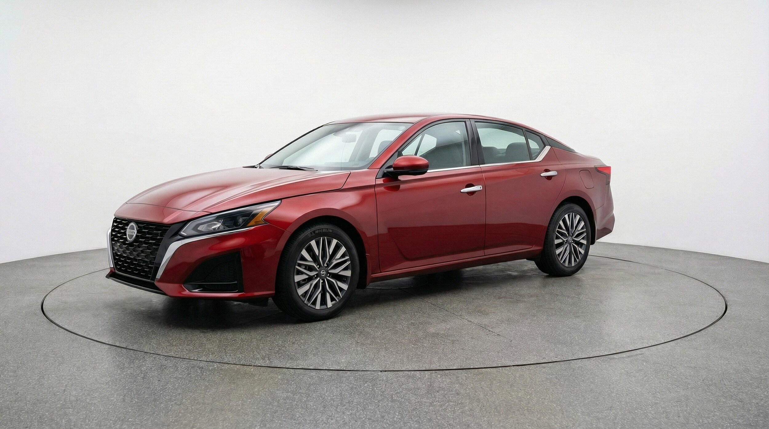 Thumbnail: 2025 Nissan Altima - 2