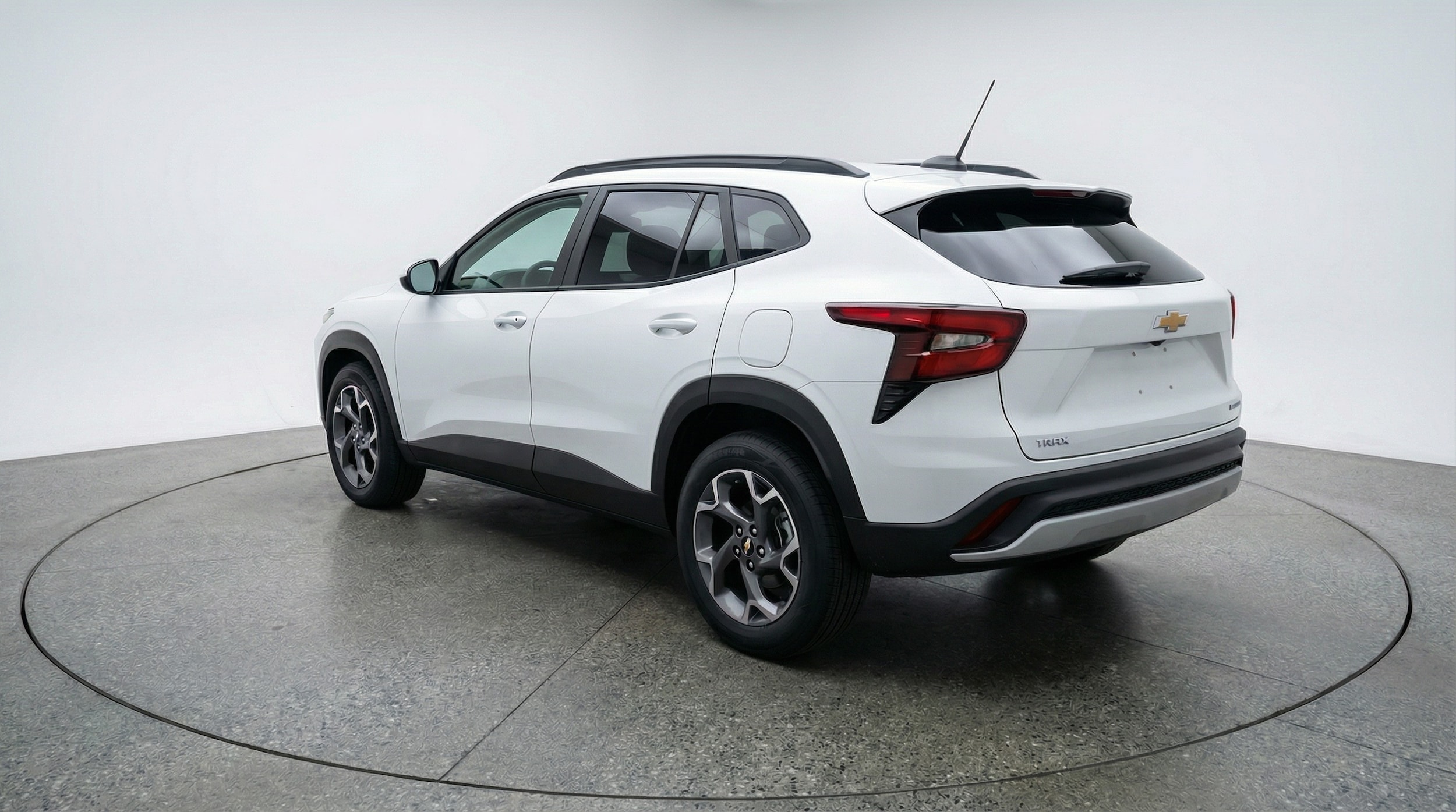 Thumbnail: 2025 Chevrolet Trax - 5