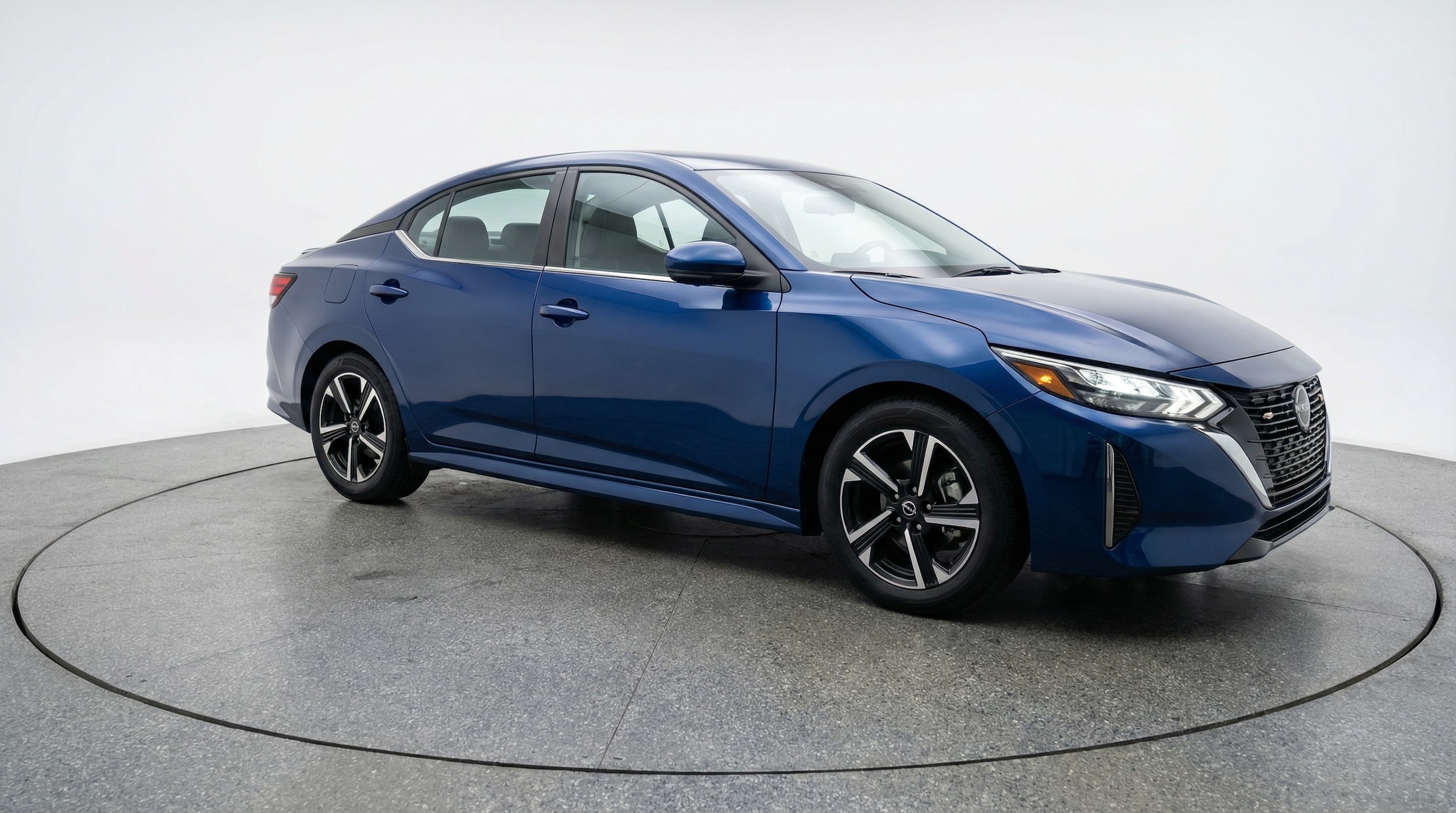 2025 Nissan Sentra SV FWD