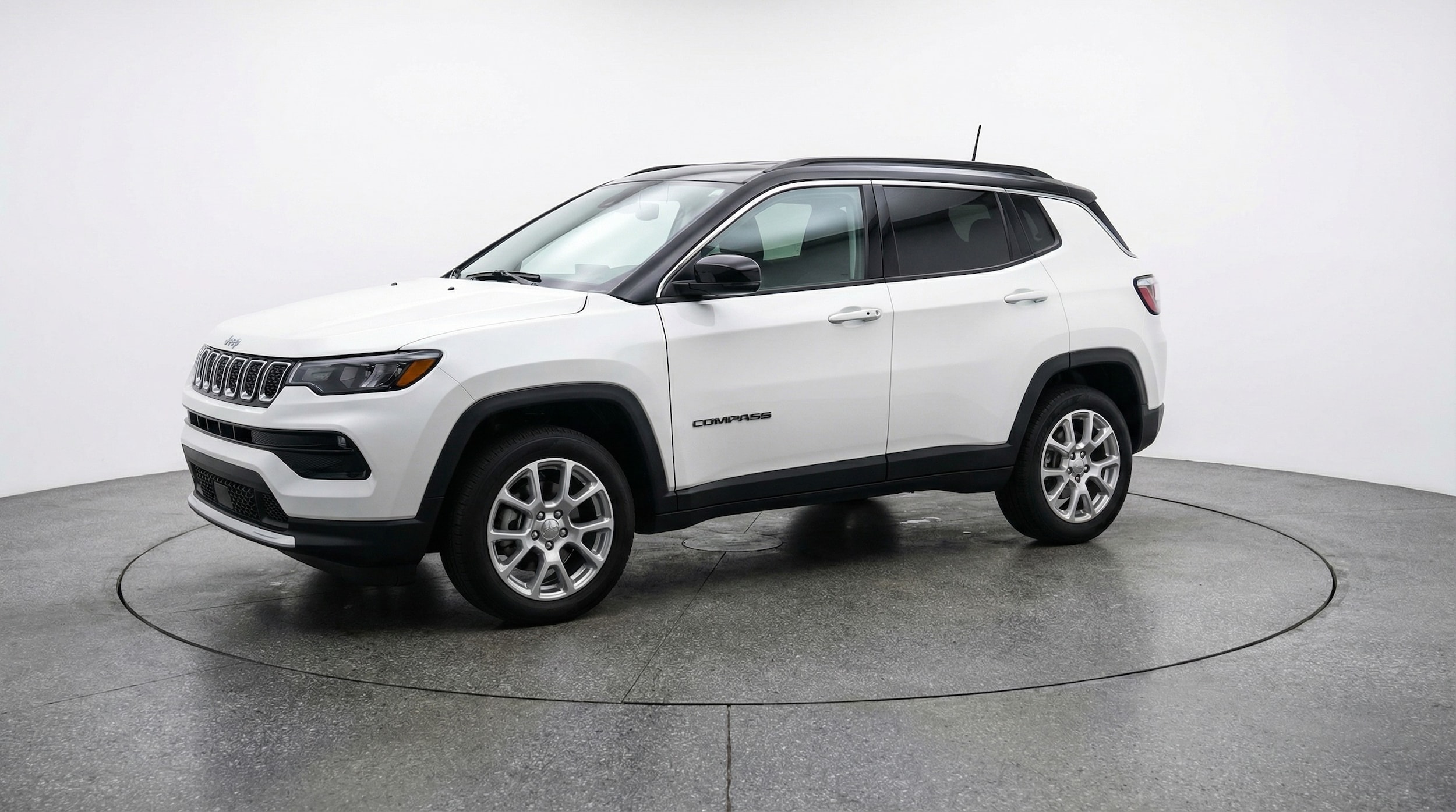 Thumbnail: 2025 Jeep Compass - 3