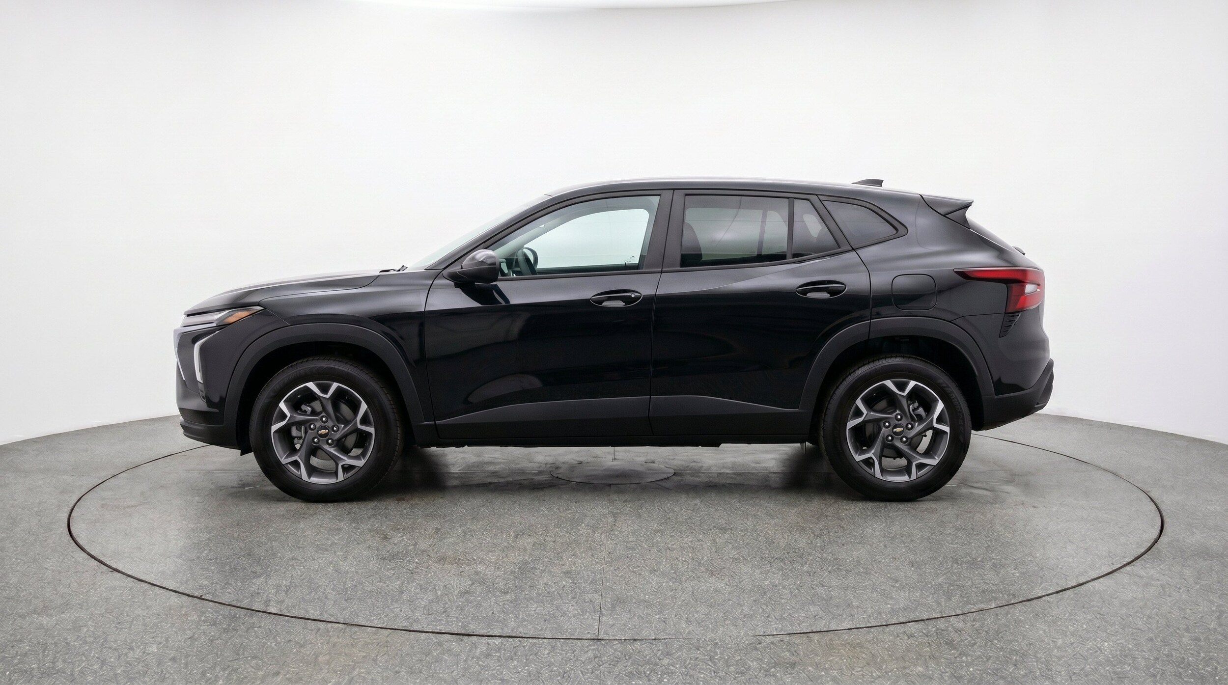 Thumbnail: 2025 Chevrolet Trax - 5