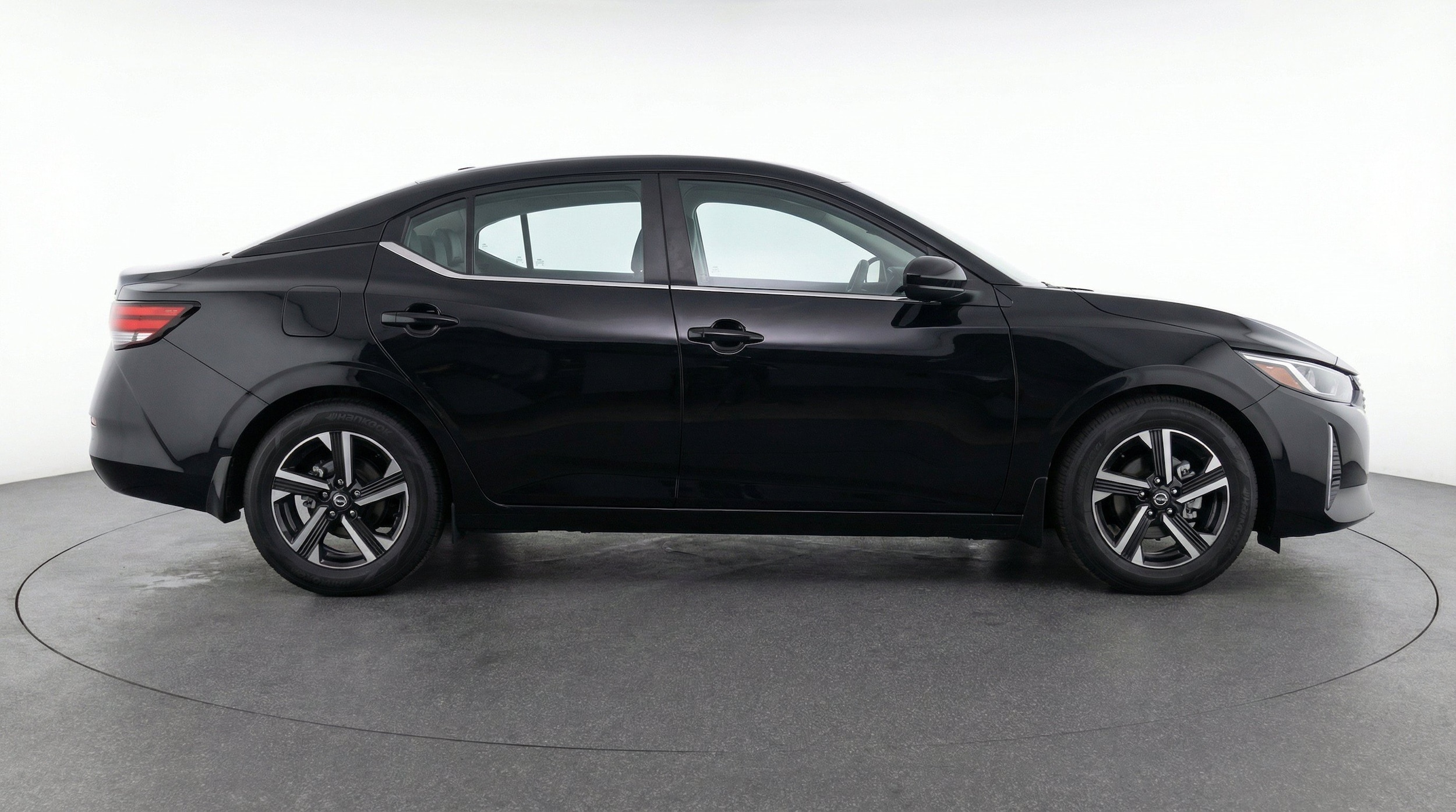Thumbnail: 2025 Nissan Sentra - 9