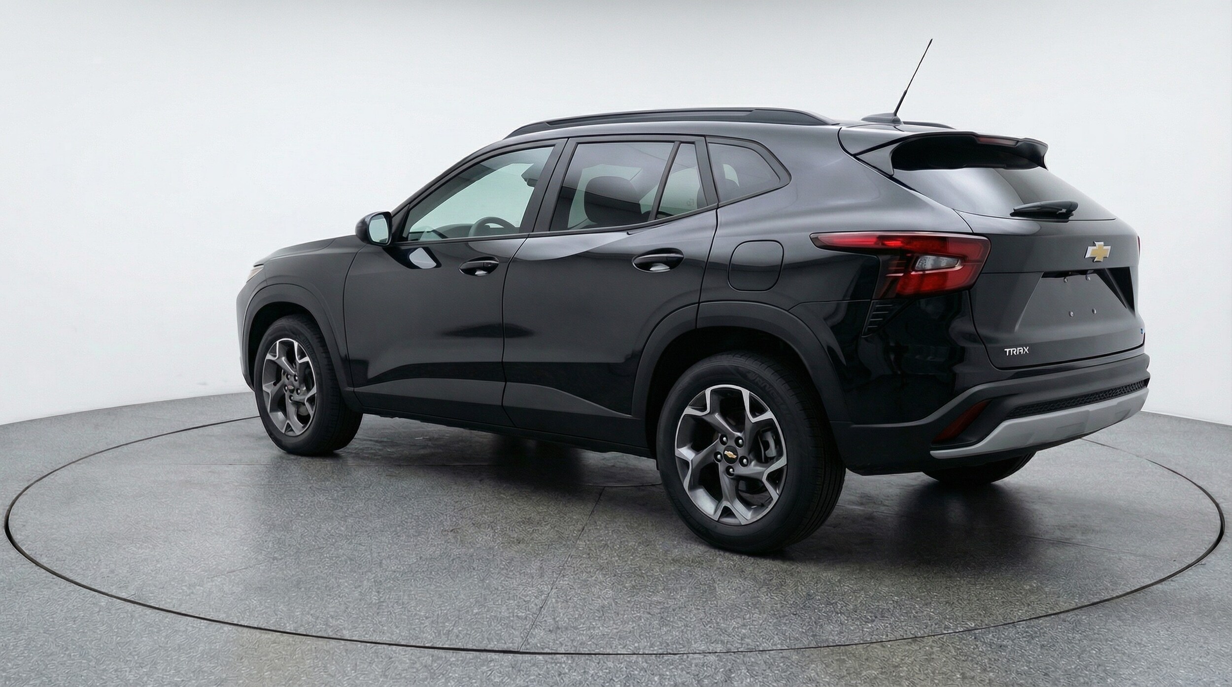 Thumbnail: 2025 Chevrolet Trax - 5