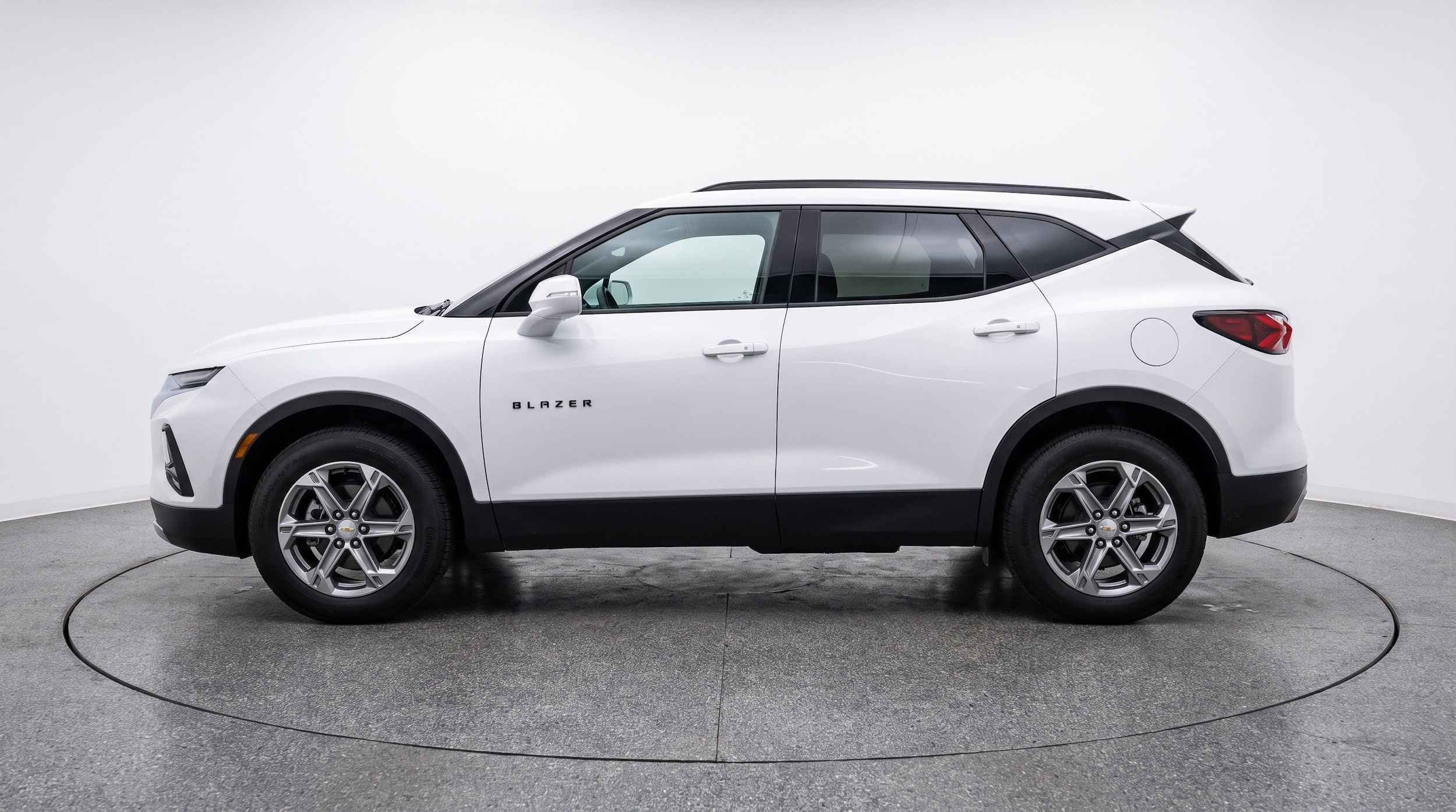 Thumbnail: 2026 Chevrolet Blazer - 3