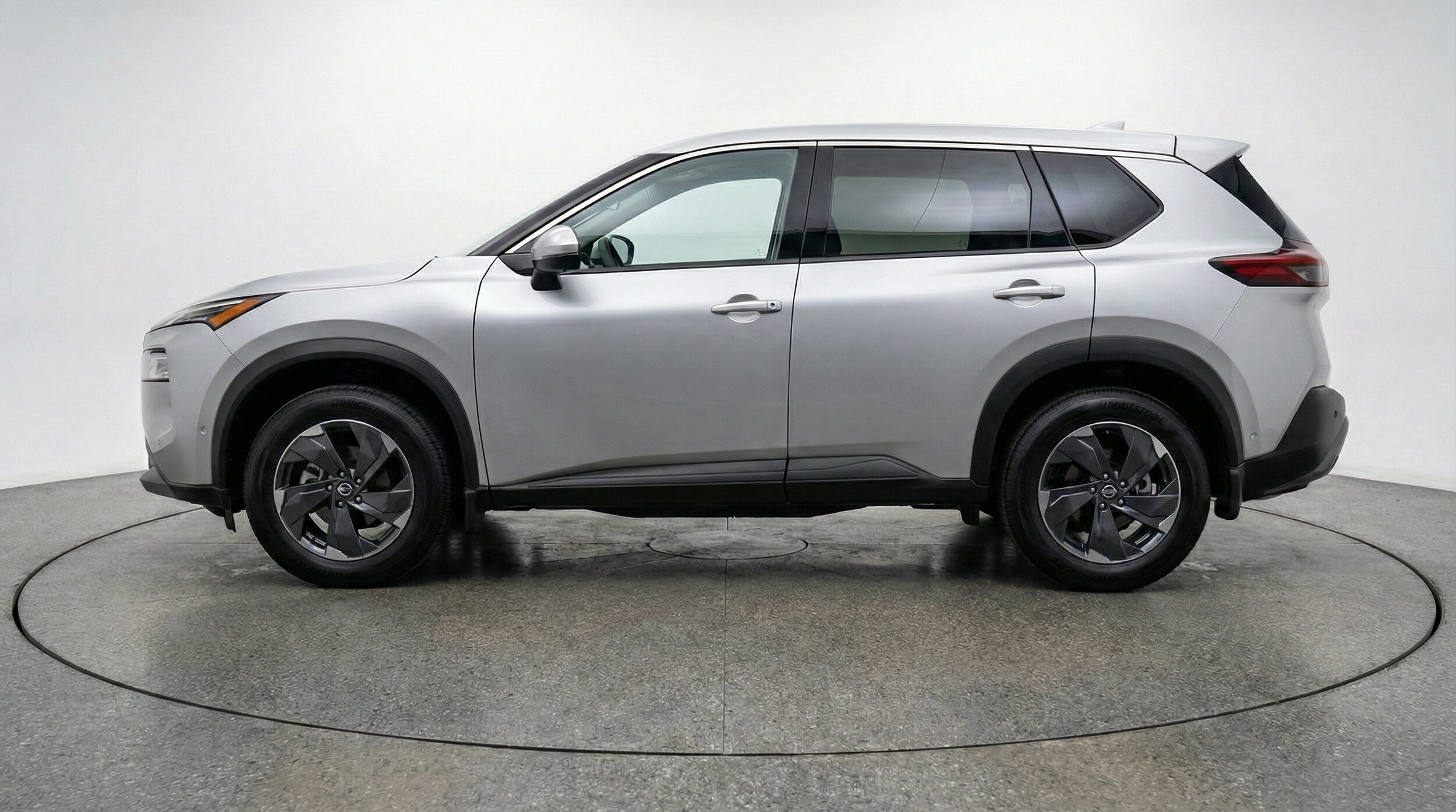 Thumbnail: 2025 Nissan Rogue - 4