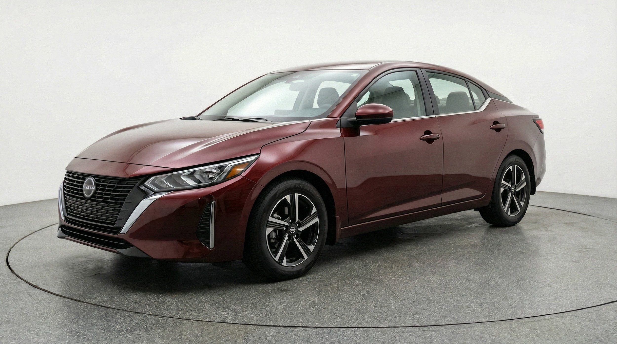 Thumbnail: 2025 Nissan Sentra - 2