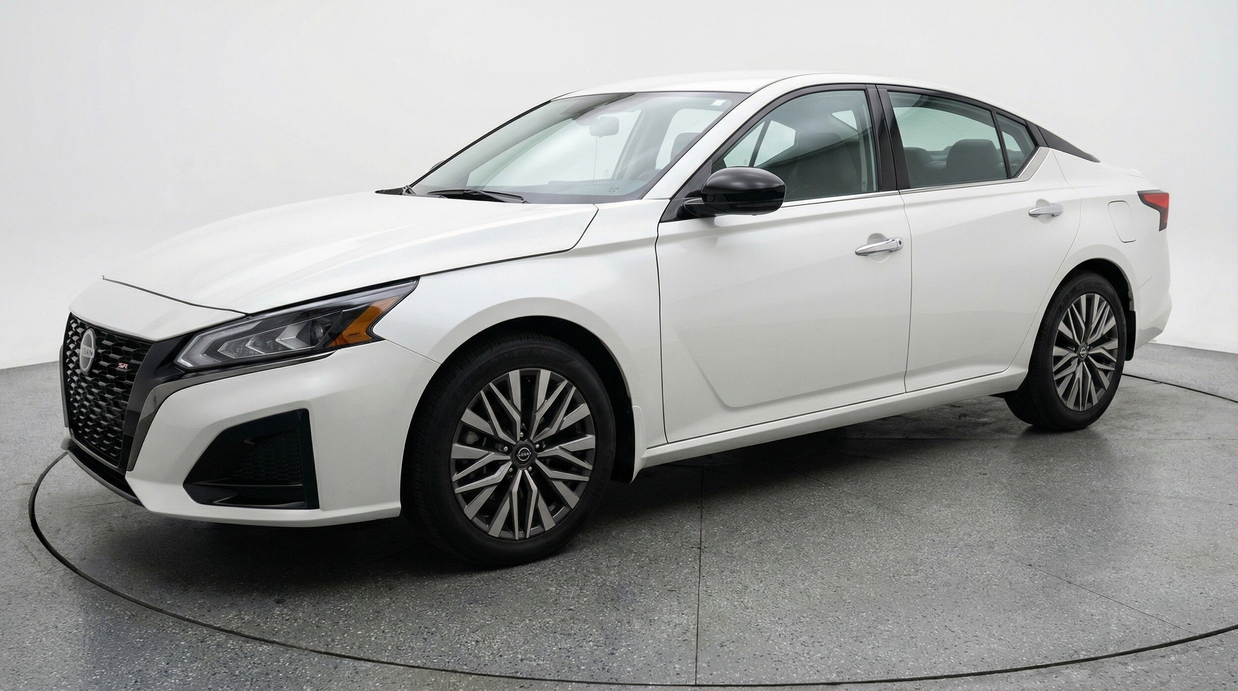 Thumbnail: 2025 Nissan Altima - 2