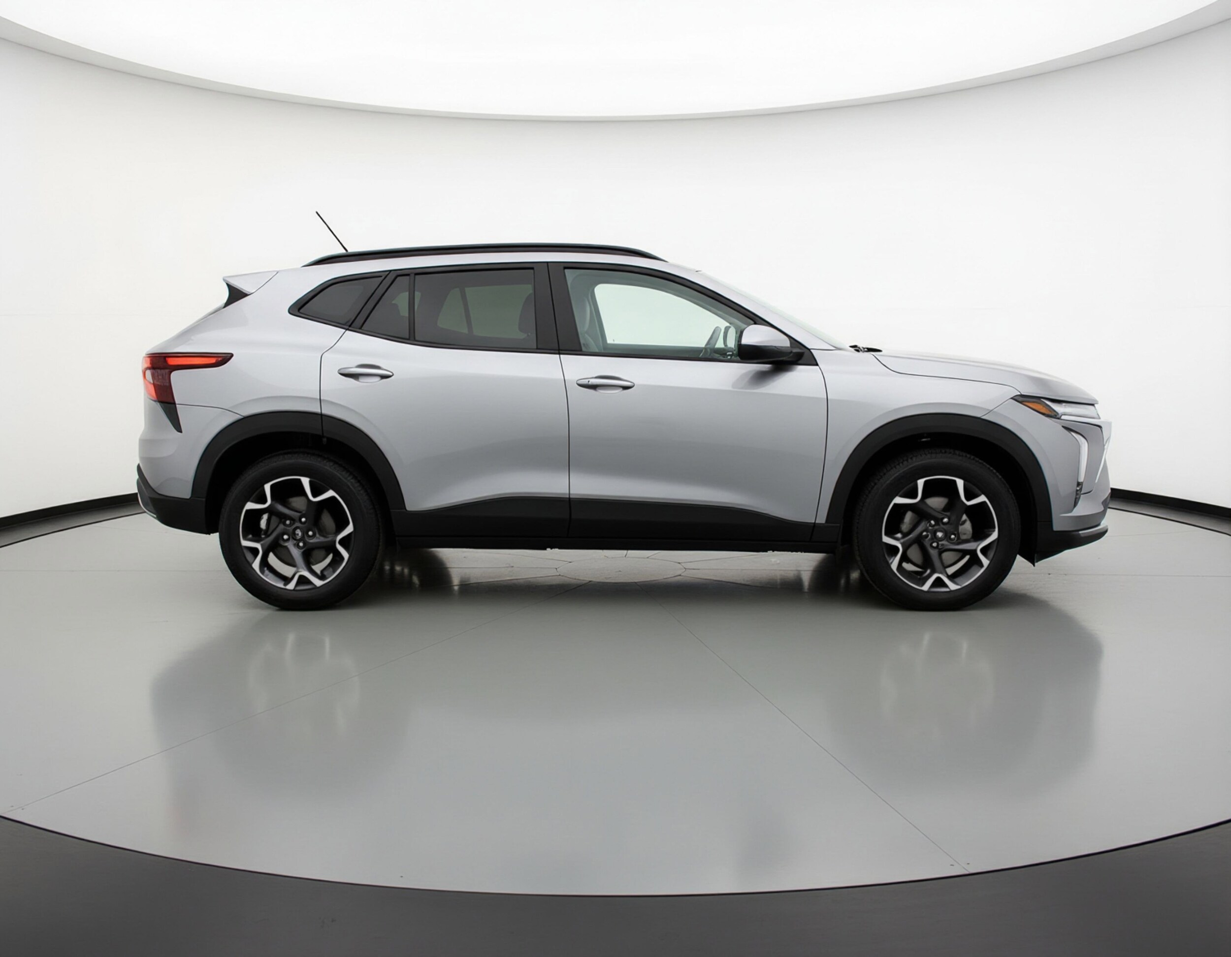 Thumbnail: 2025 Chevrolet Trax - 9