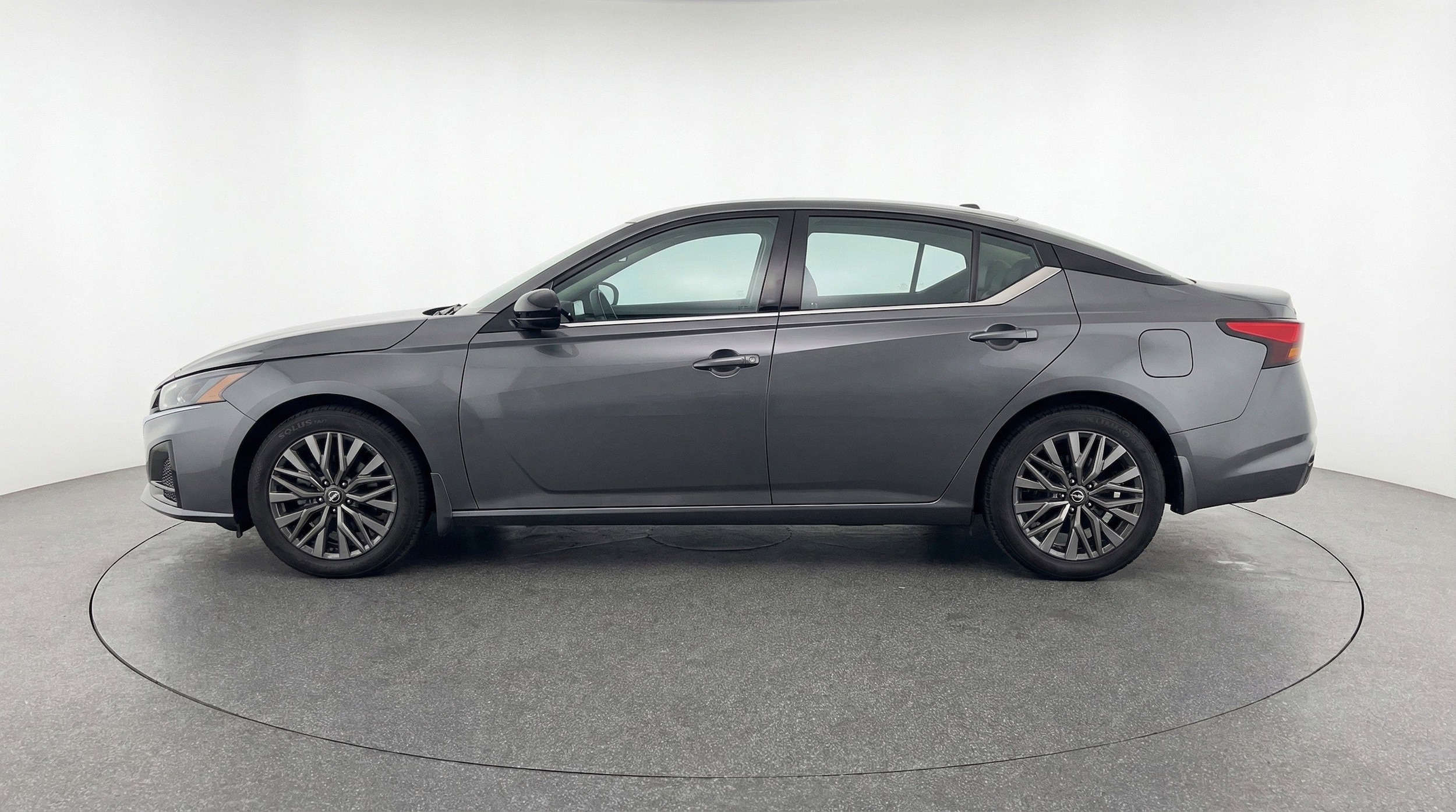 Thumbnail: 2025 Nissan Altima - 5