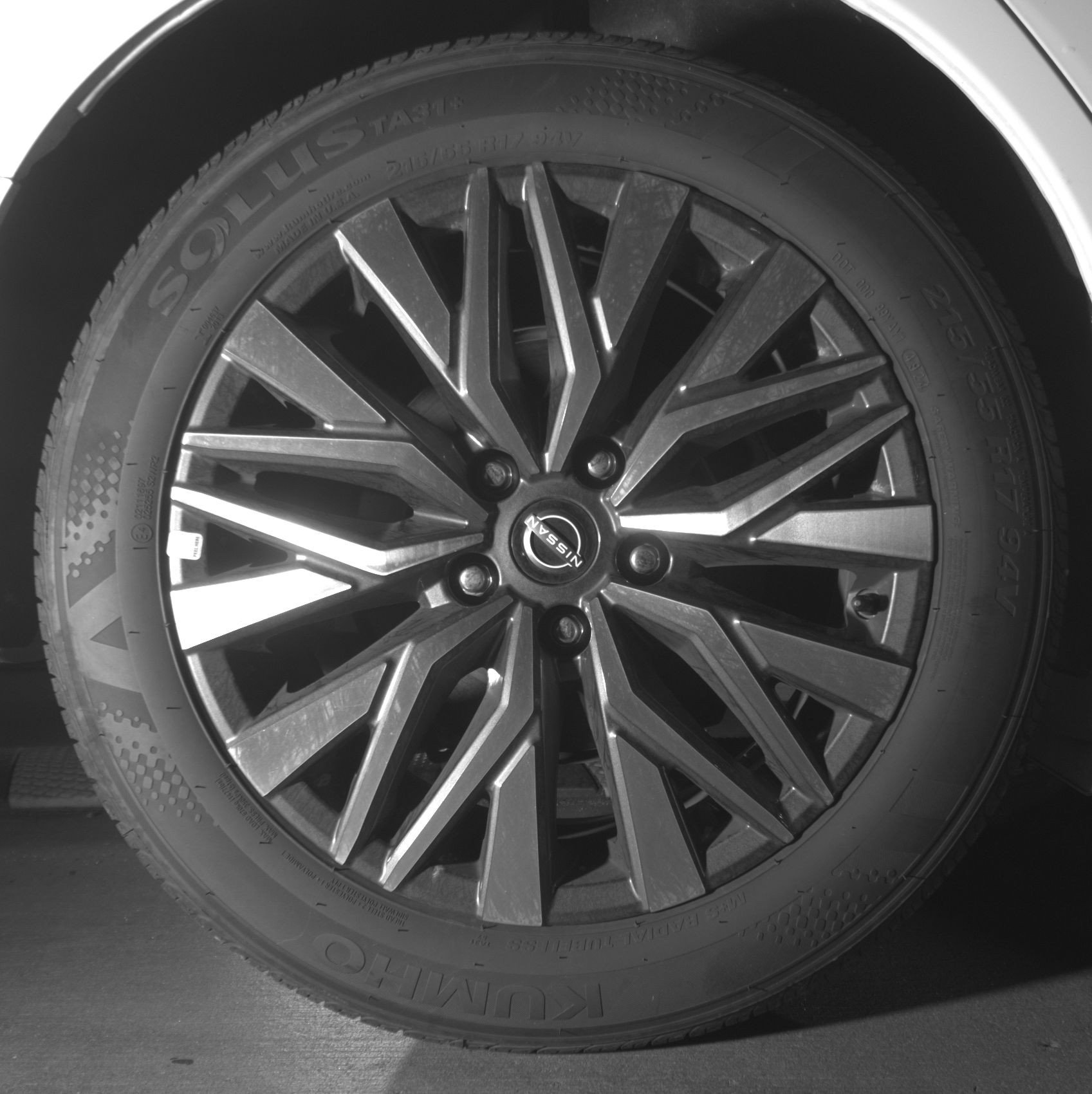 Thumbnail: 2025 Nissan Altima - 14