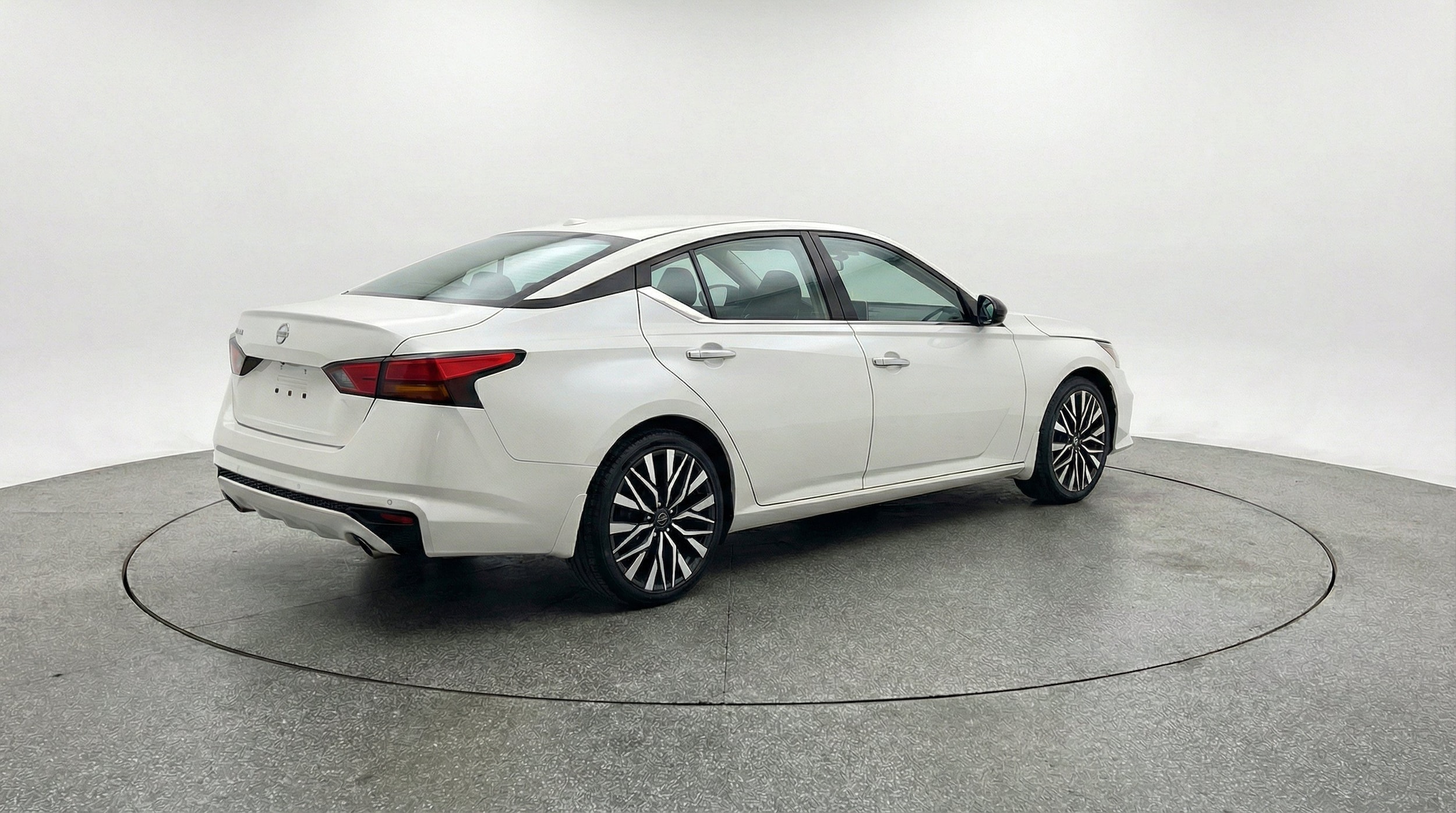 Thumbnail: 2025 Nissan Altima - 7