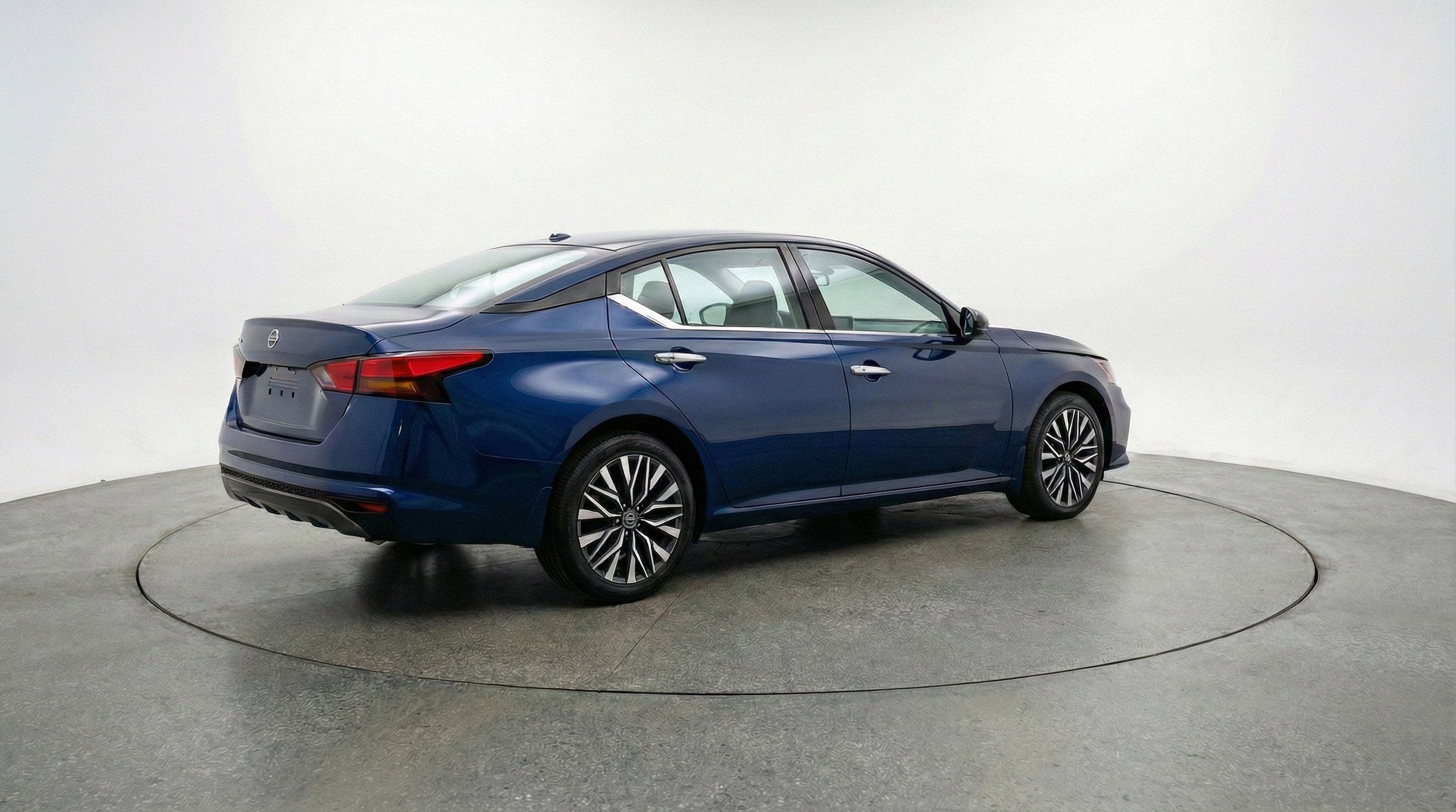 Thumbnail: 2025 Nissan Altima - 7