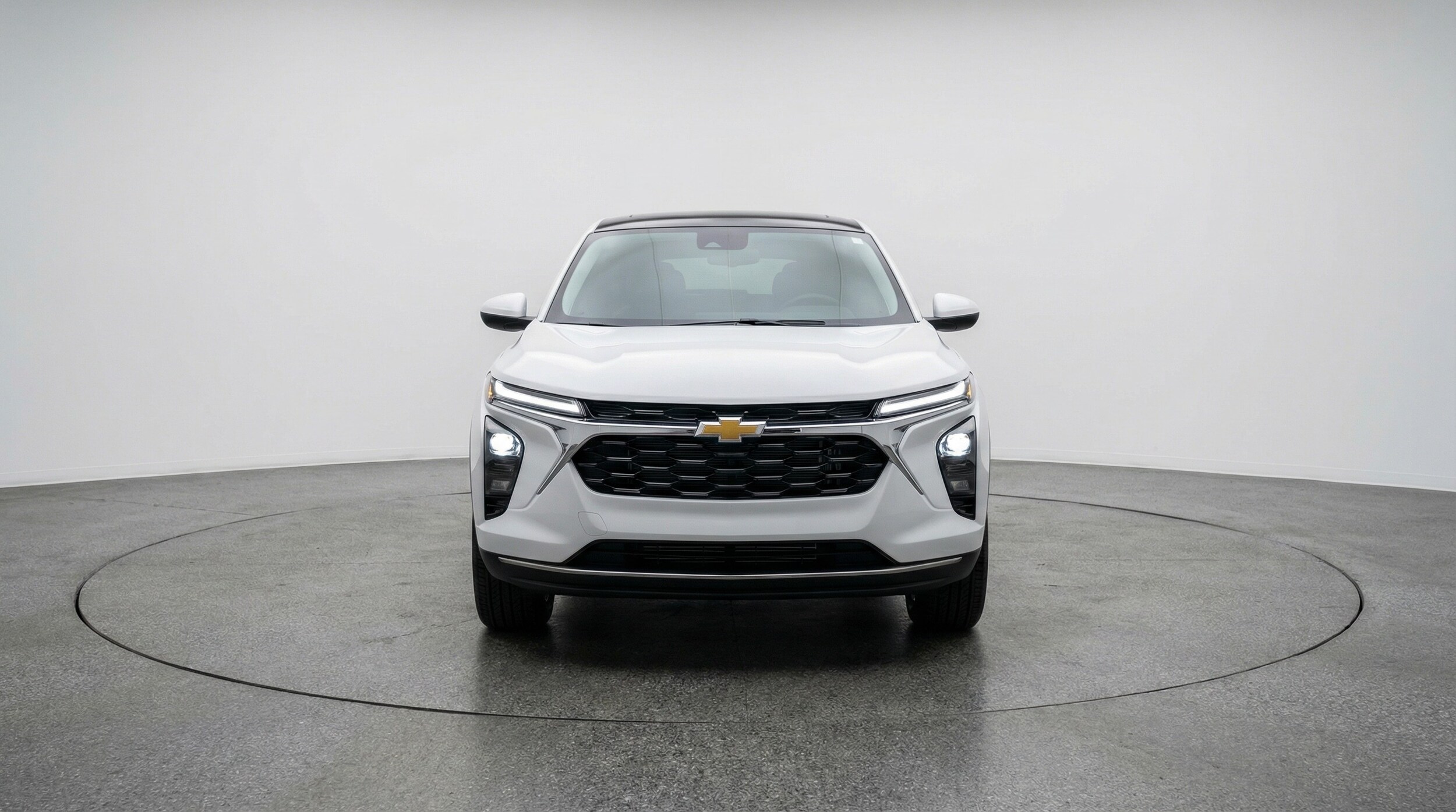 Thumbnail: 2025 Chevrolet Trax - 2