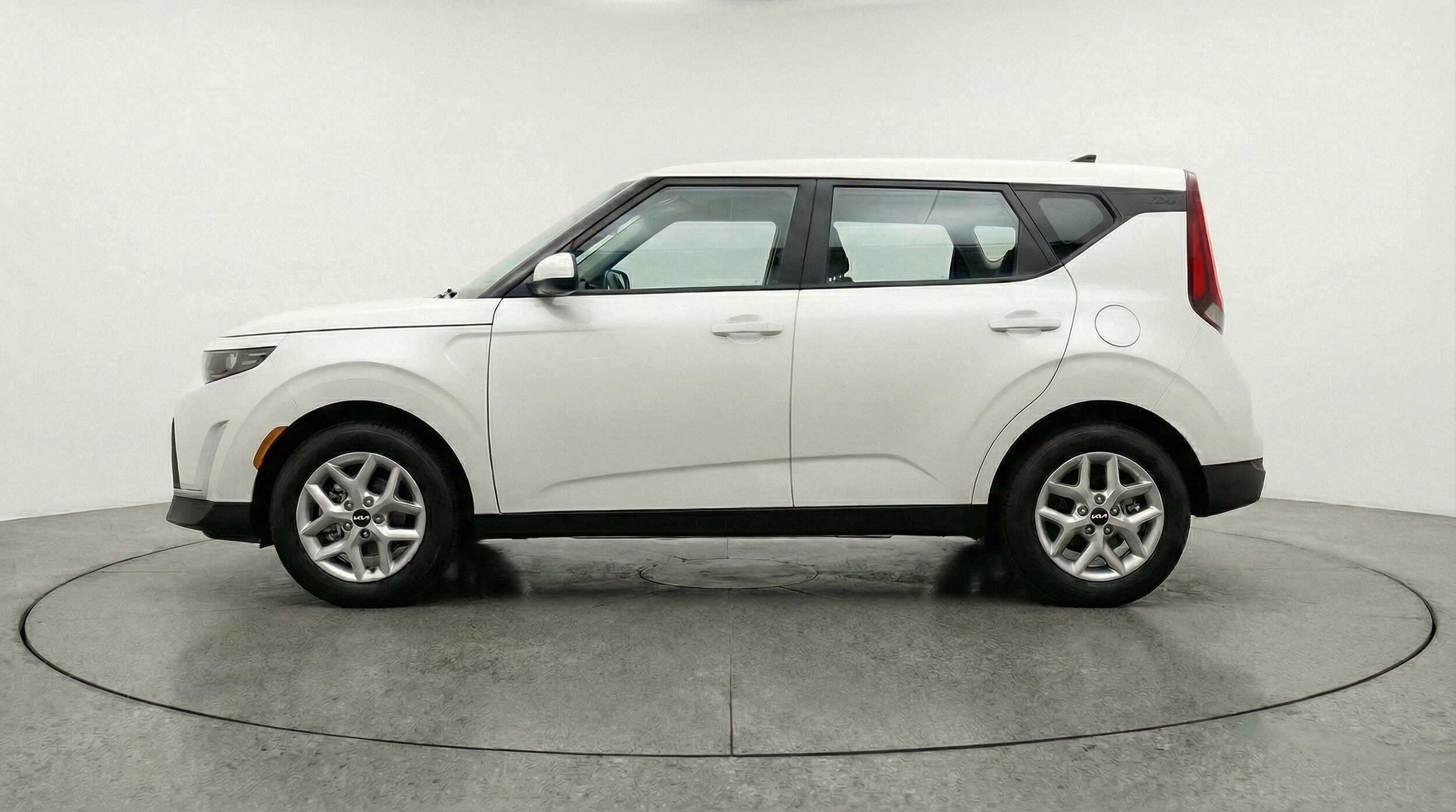 Thumbnail: 2025 Kia Soul - 3