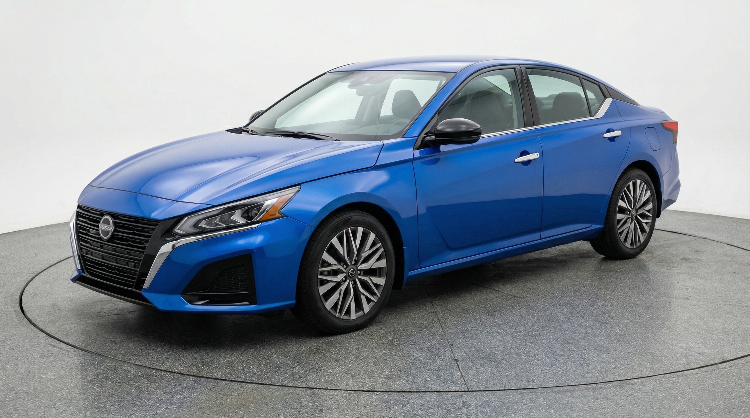 Thumbnail: 2025 Nissan Altima - 3