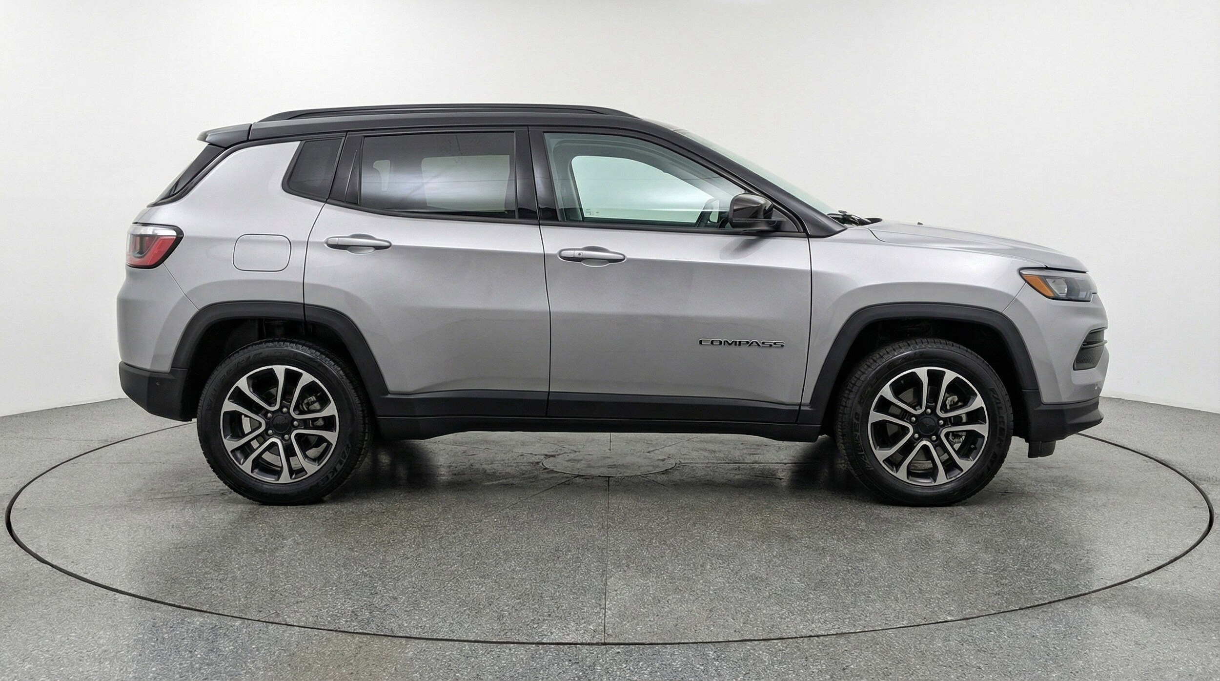 Thumbnail: 2025 Jeep Compass - 9