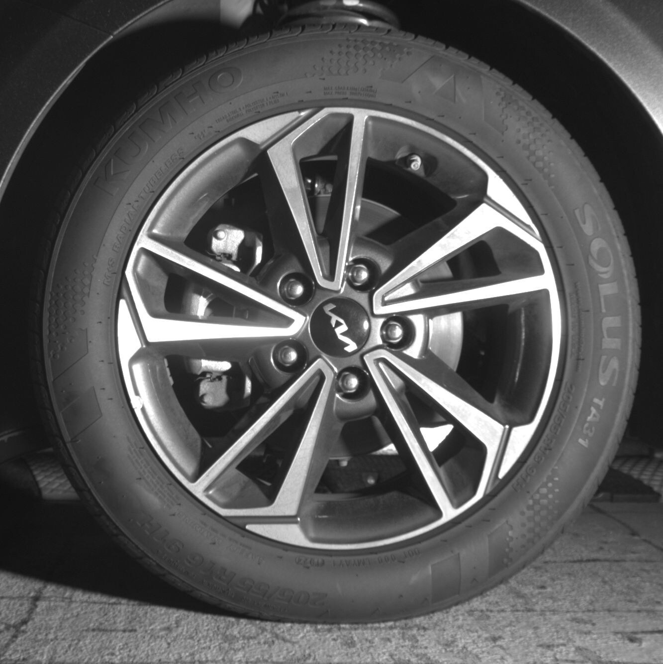 Thumbnail: 2024 Kia Forte - 9