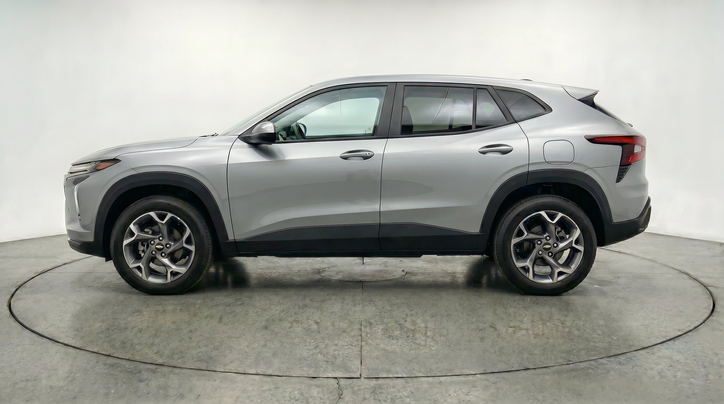 Thumbnail: 2025 Chevrolet Trax - 3
