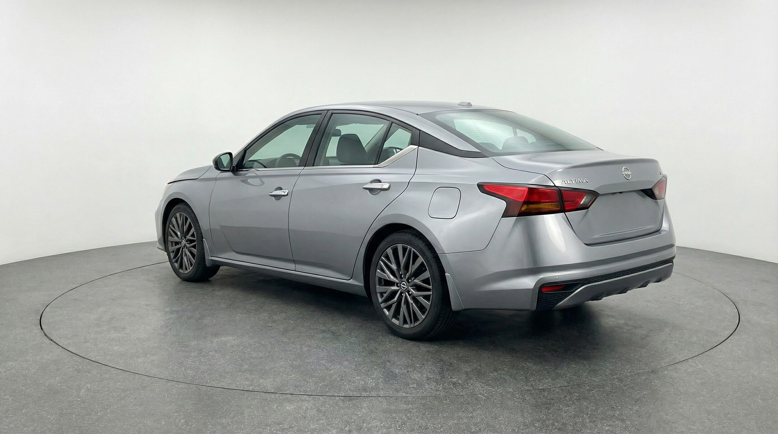 Thumbnail: 2025 Nissan Altima - 5