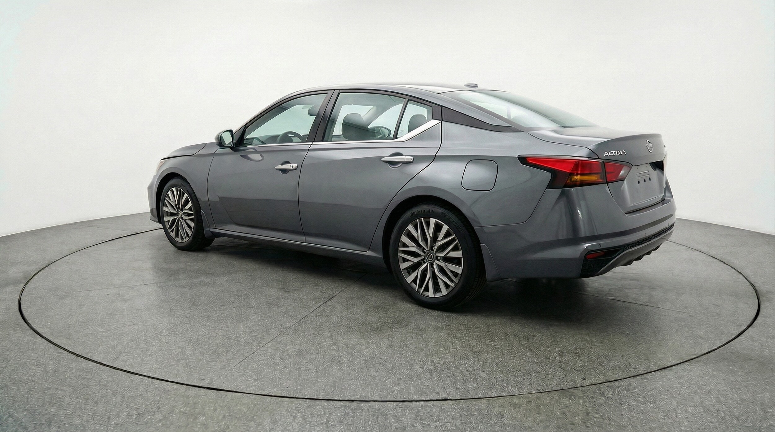 Thumbnail: 2025 Nissan Altima - 5