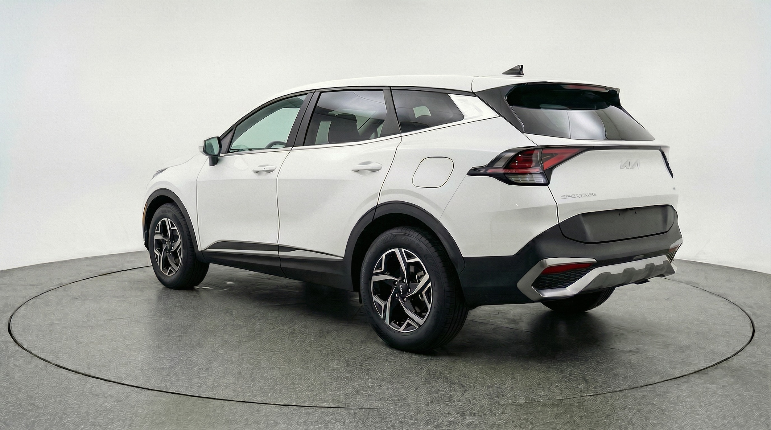 Thumbnail: 2025 Kia Sportage - 5