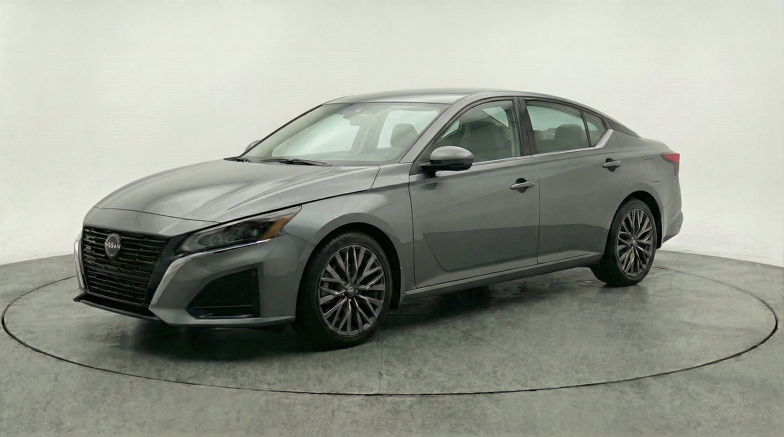 Thumbnail: 2025 Nissan Altima - 2