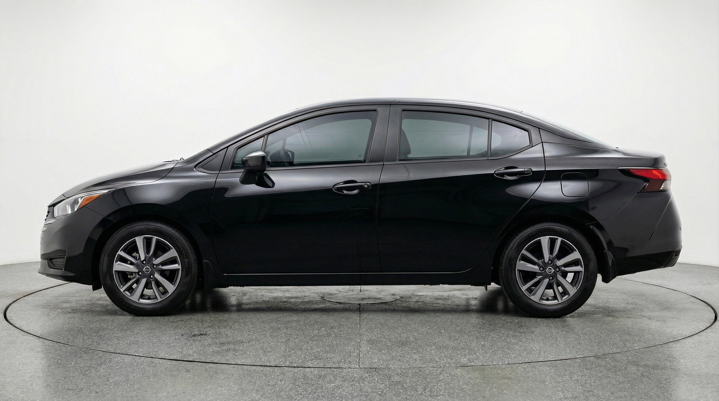 Thumbnail: 2025 Nissan Versa - 3