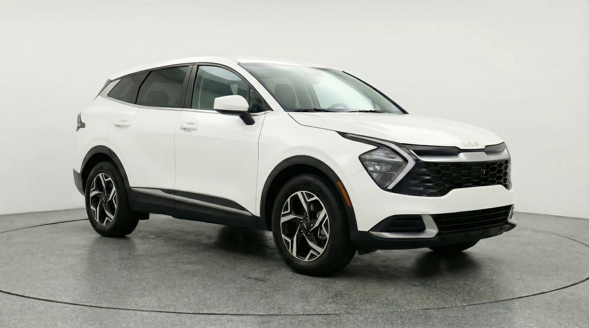 Thumbnail: 2025 Kia Sportage - 1