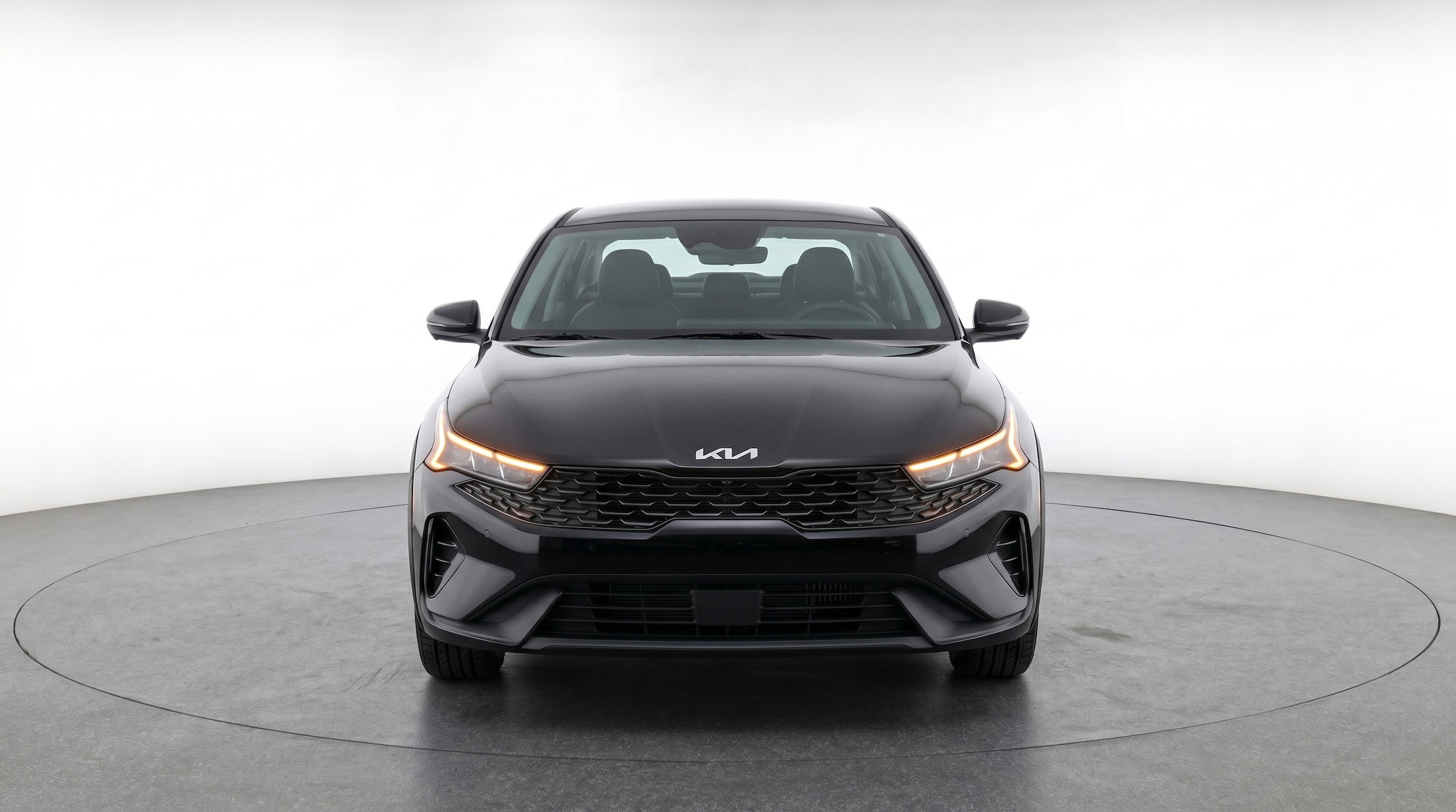 Thumbnail: 2025 Kia K4 - 1