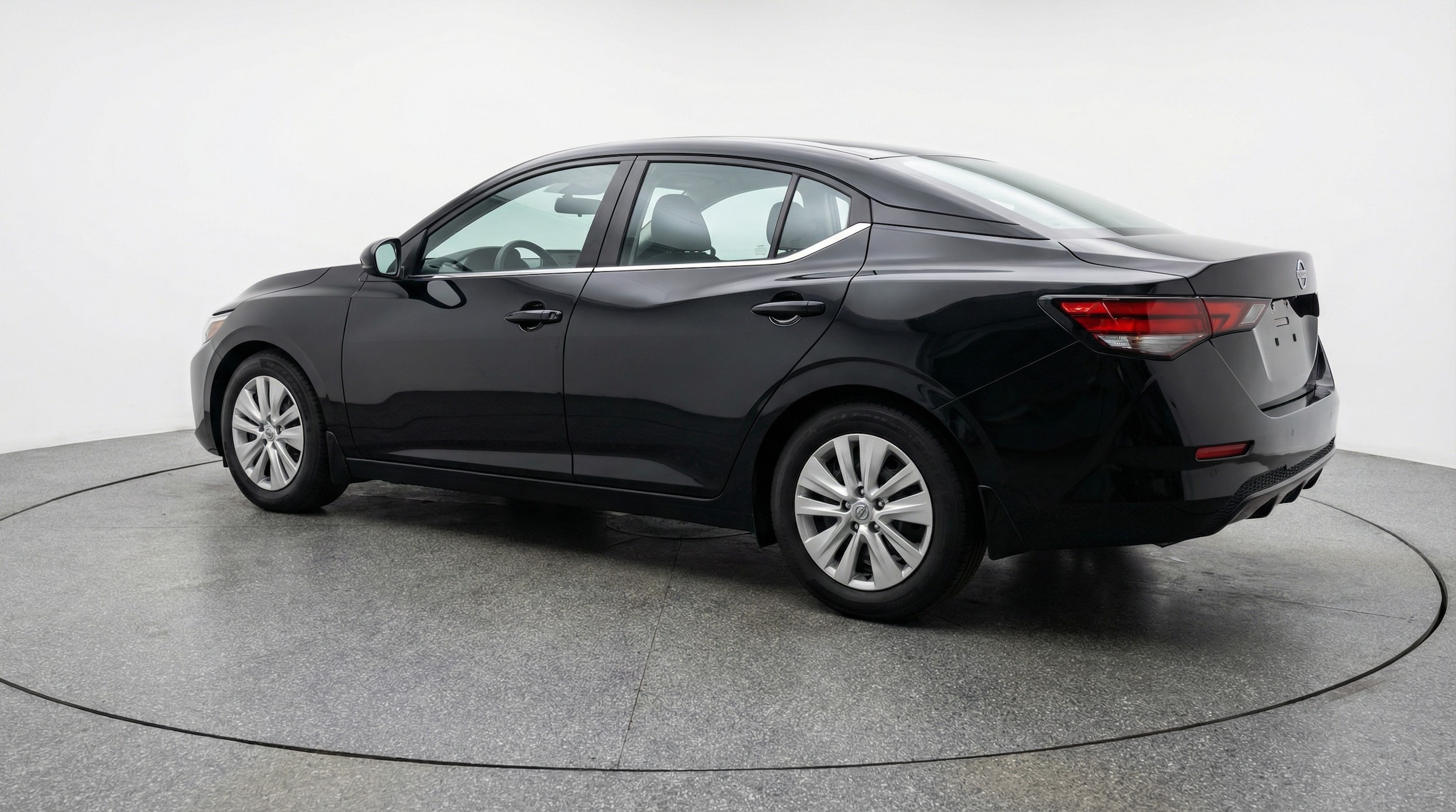 Thumbnail: 2025 Nissan Sentra - 5