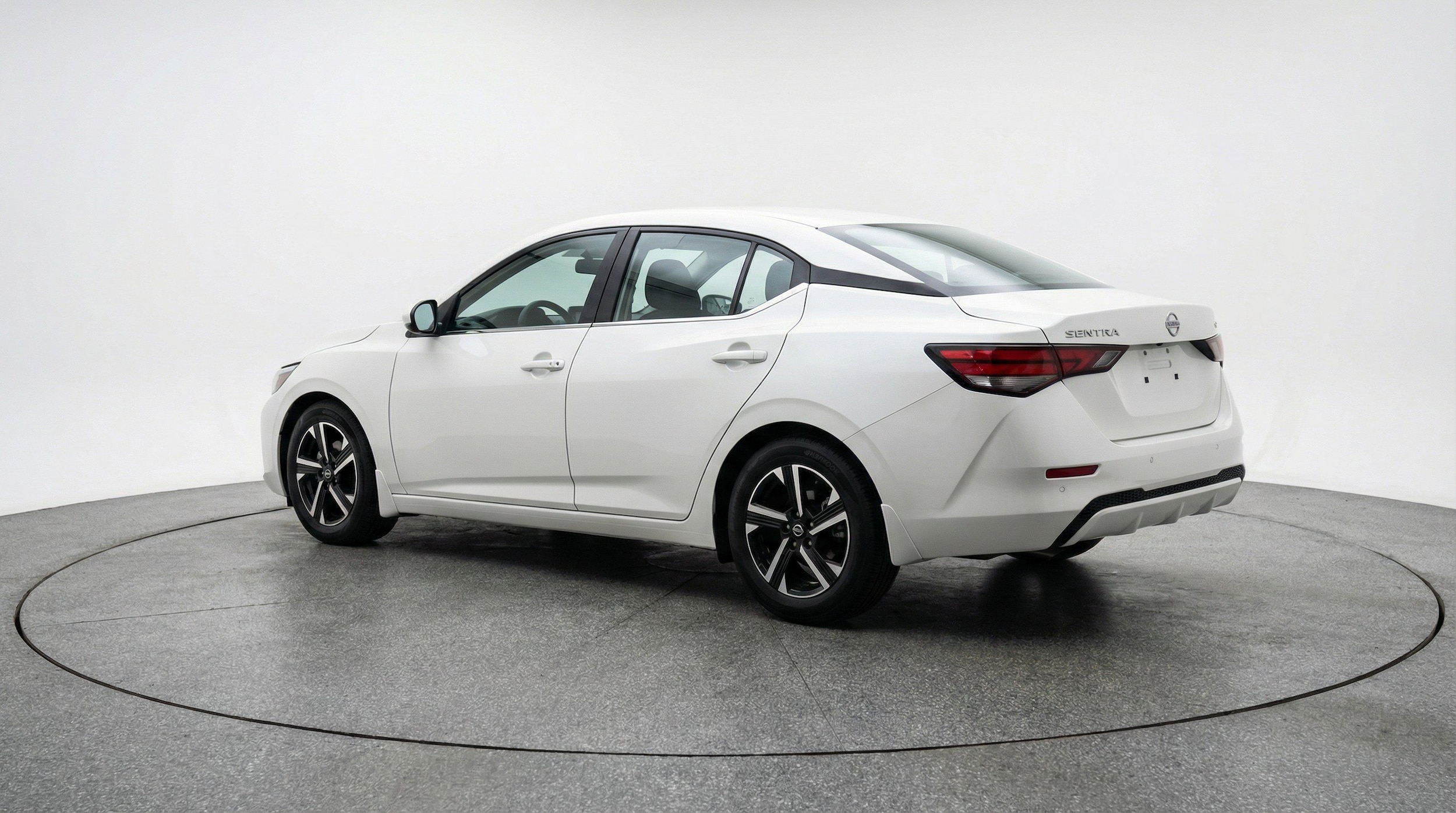 Thumbnail: 2025 Nissan Sentra - 5