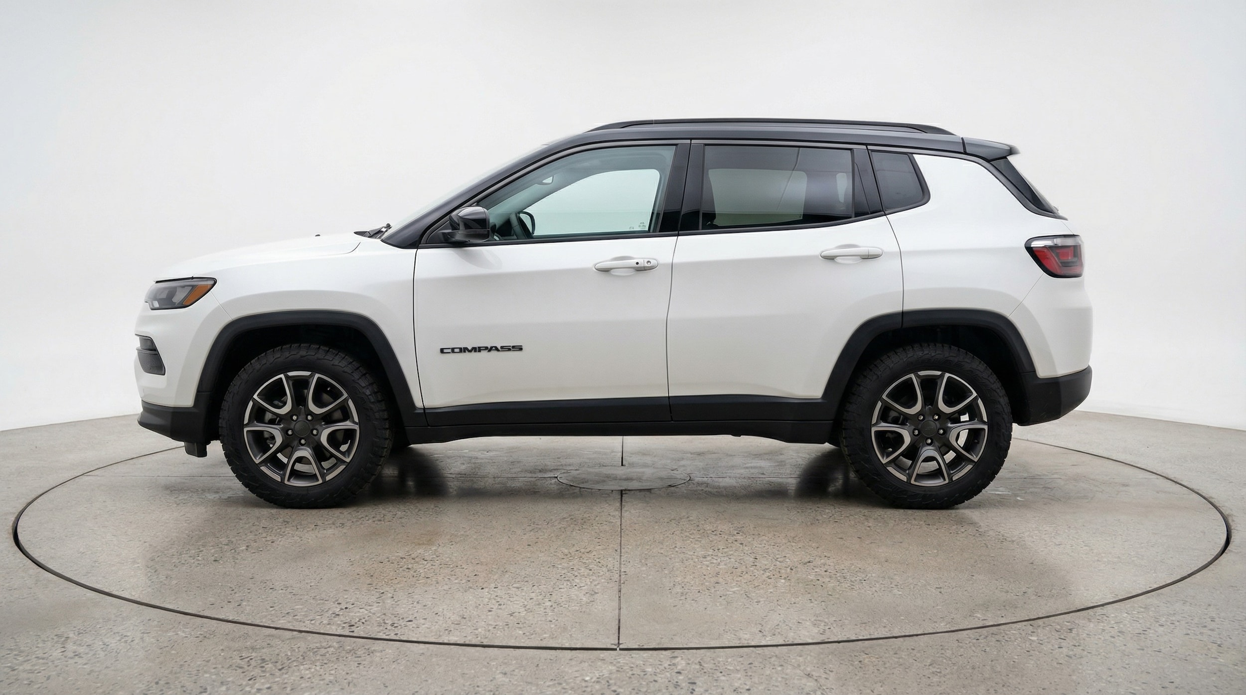 Thumbnail: 2025 Jeep Compass - 4