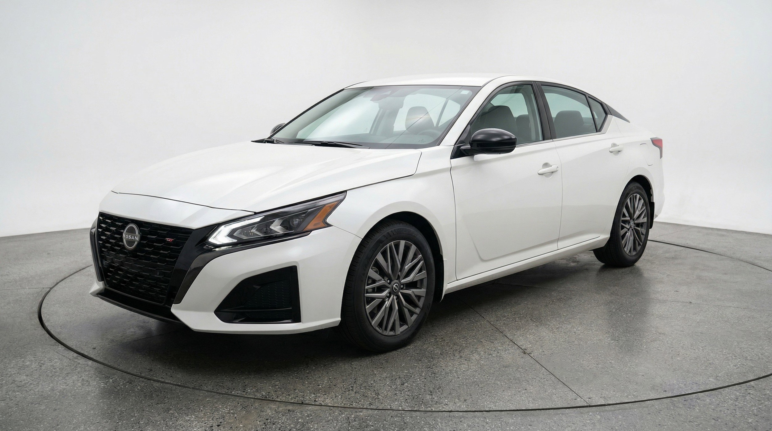 Thumbnail: 2025 Nissan Altima - 2