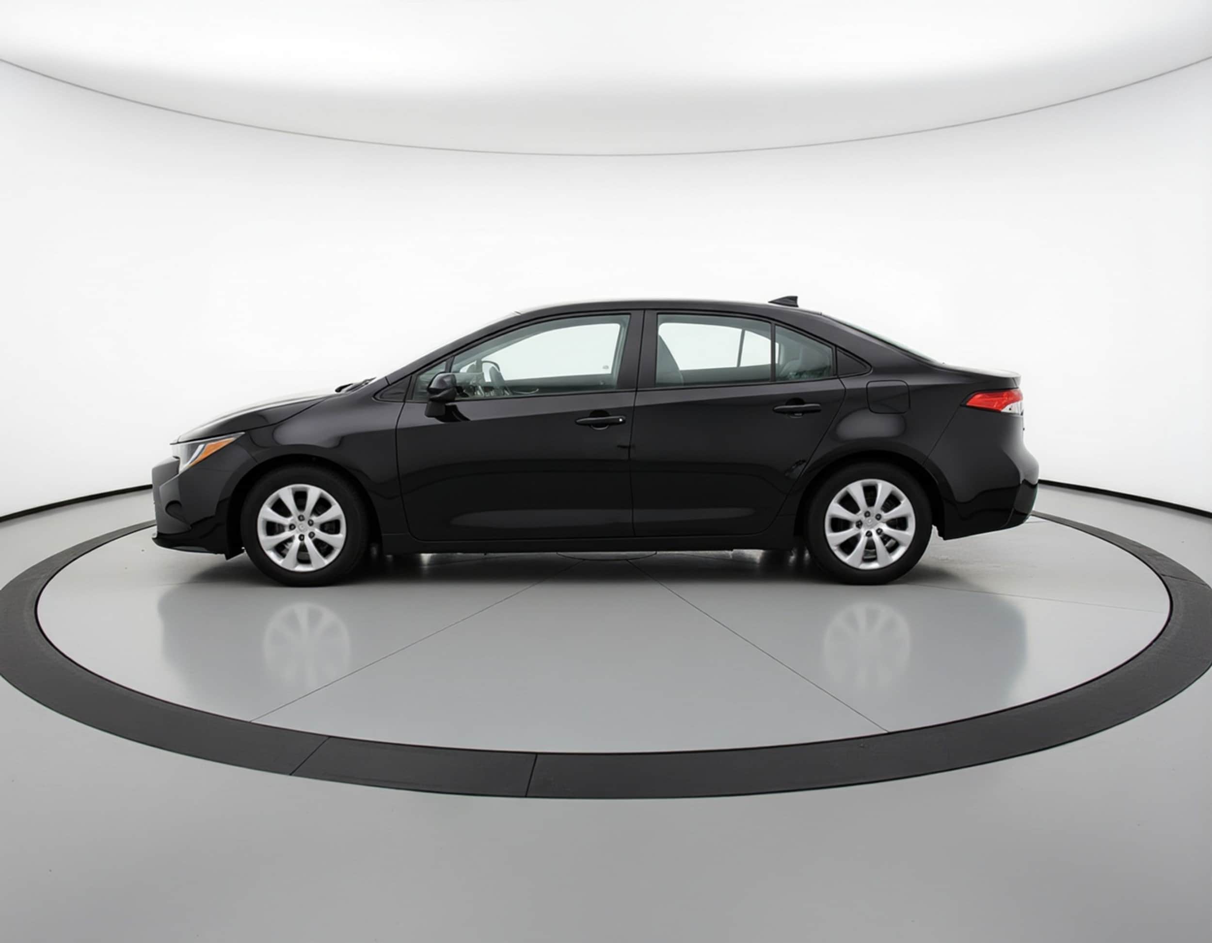 Thumbnail: 2025 Toyota Corolla - 4