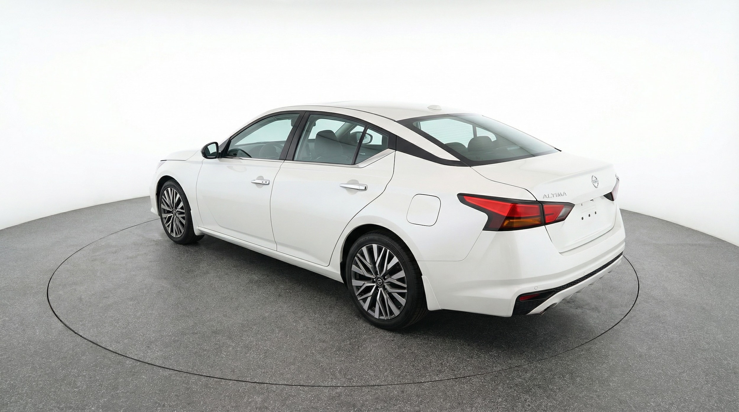 Thumbnail: 2025 Nissan Altima - 5