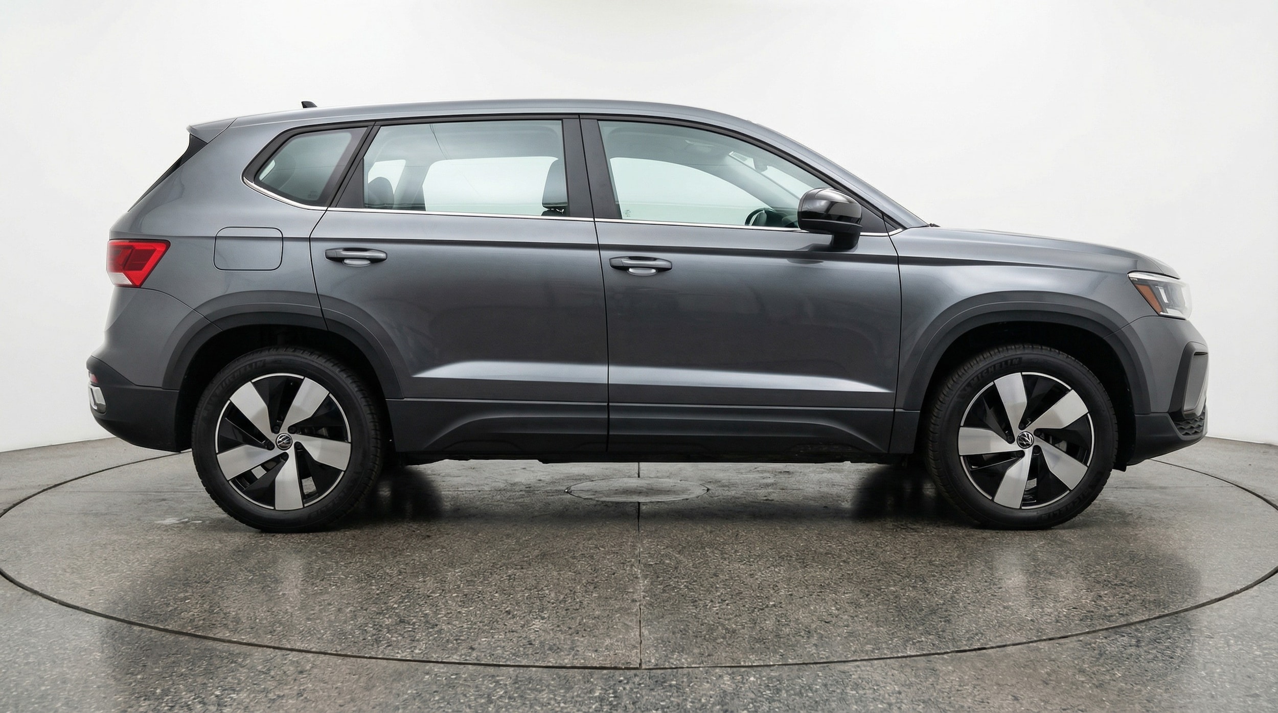 Thumbnail: 2025 Volkswagen Taos - 8