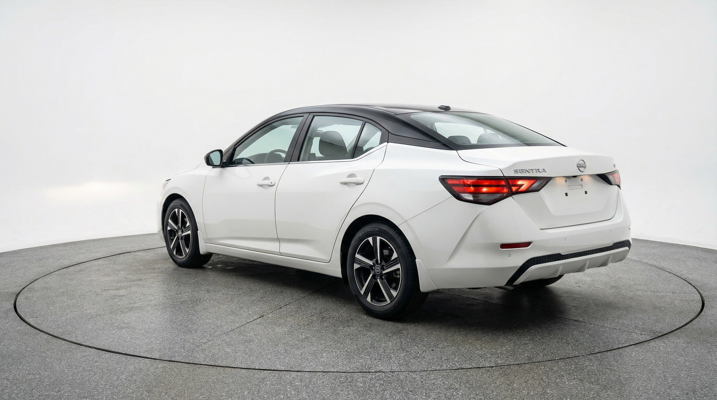 Thumbnail: 2025 Nissan Sentra - 5