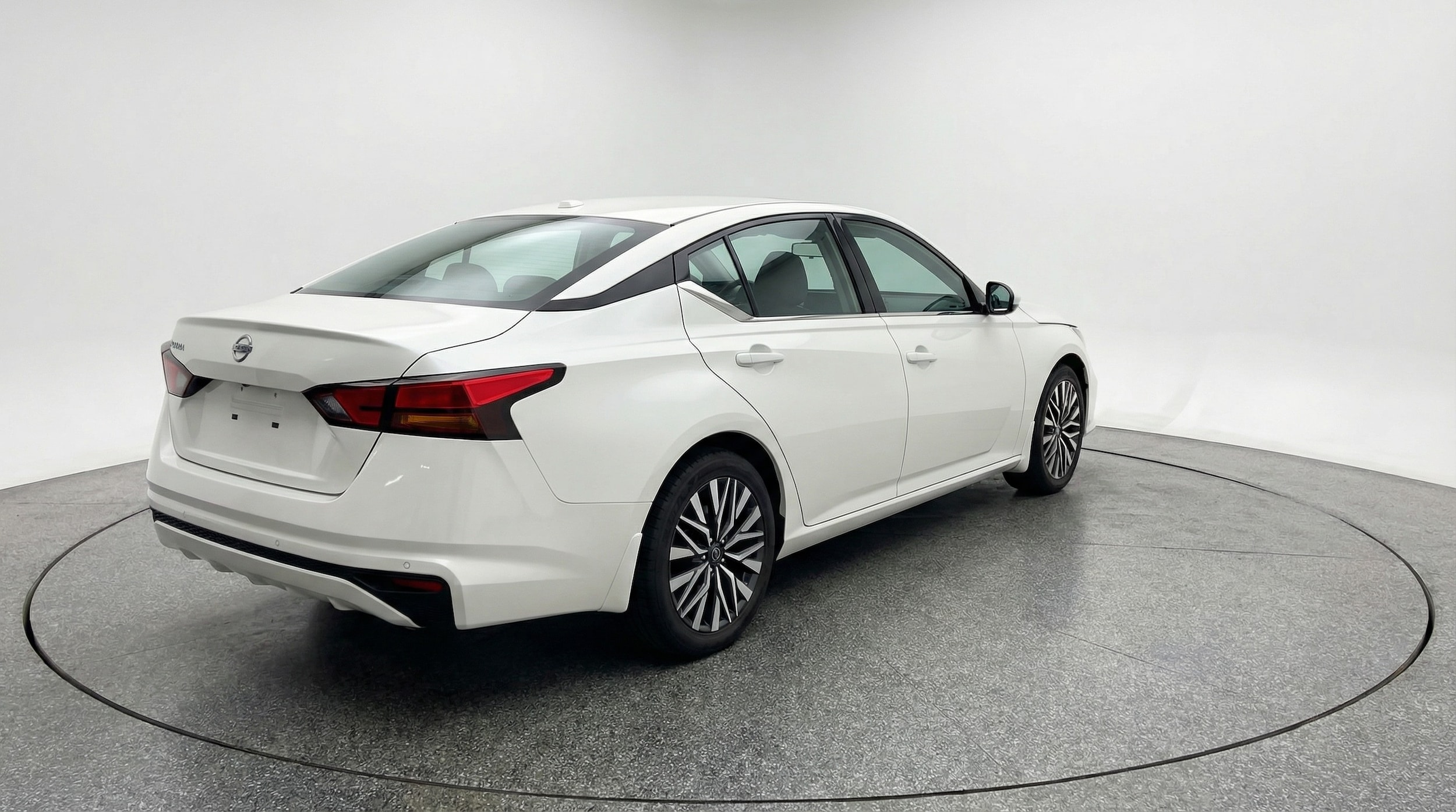 Thumbnail: 2025 Nissan Altima - 7