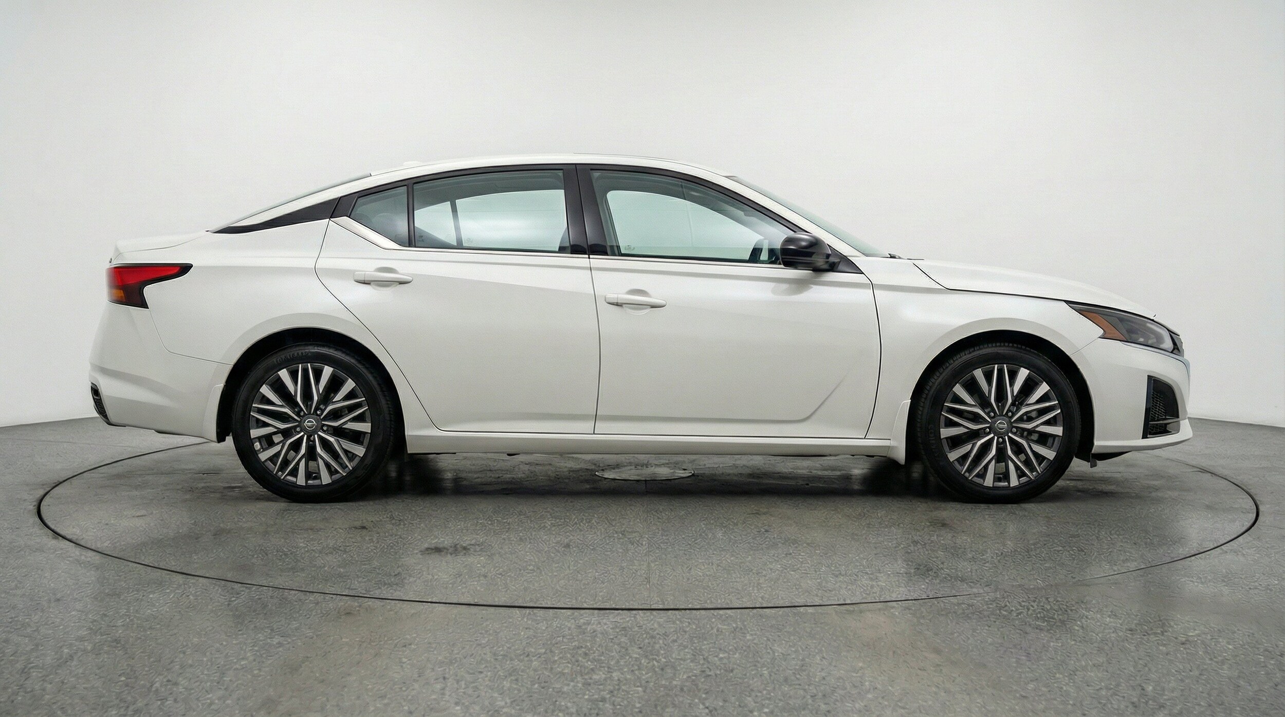 Thumbnail: 2026 Nissan Altima - 9
