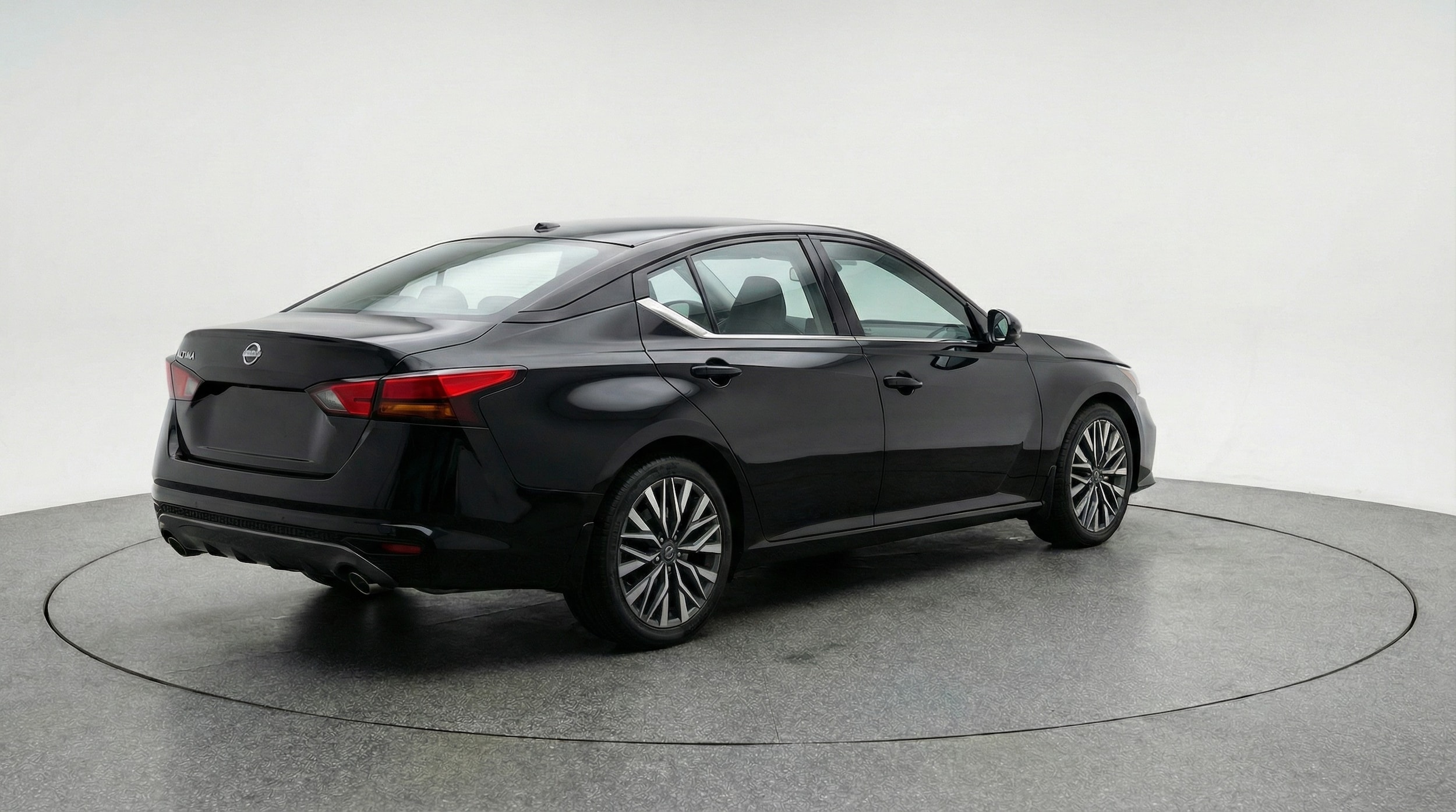 Thumbnail: 2025 Nissan Altima - 7