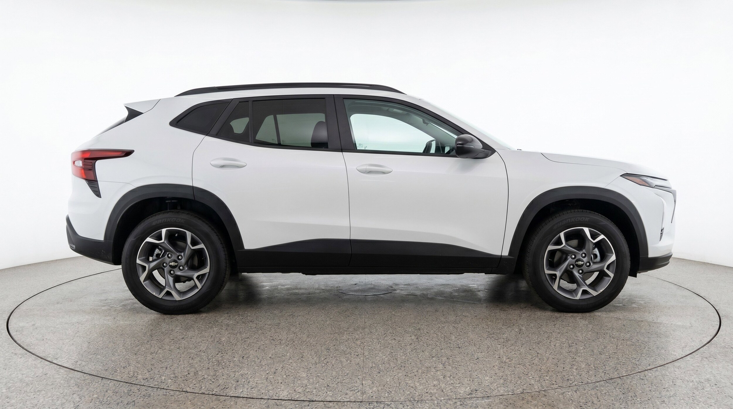 Thumbnail: 2025 Chevrolet Trax - 11