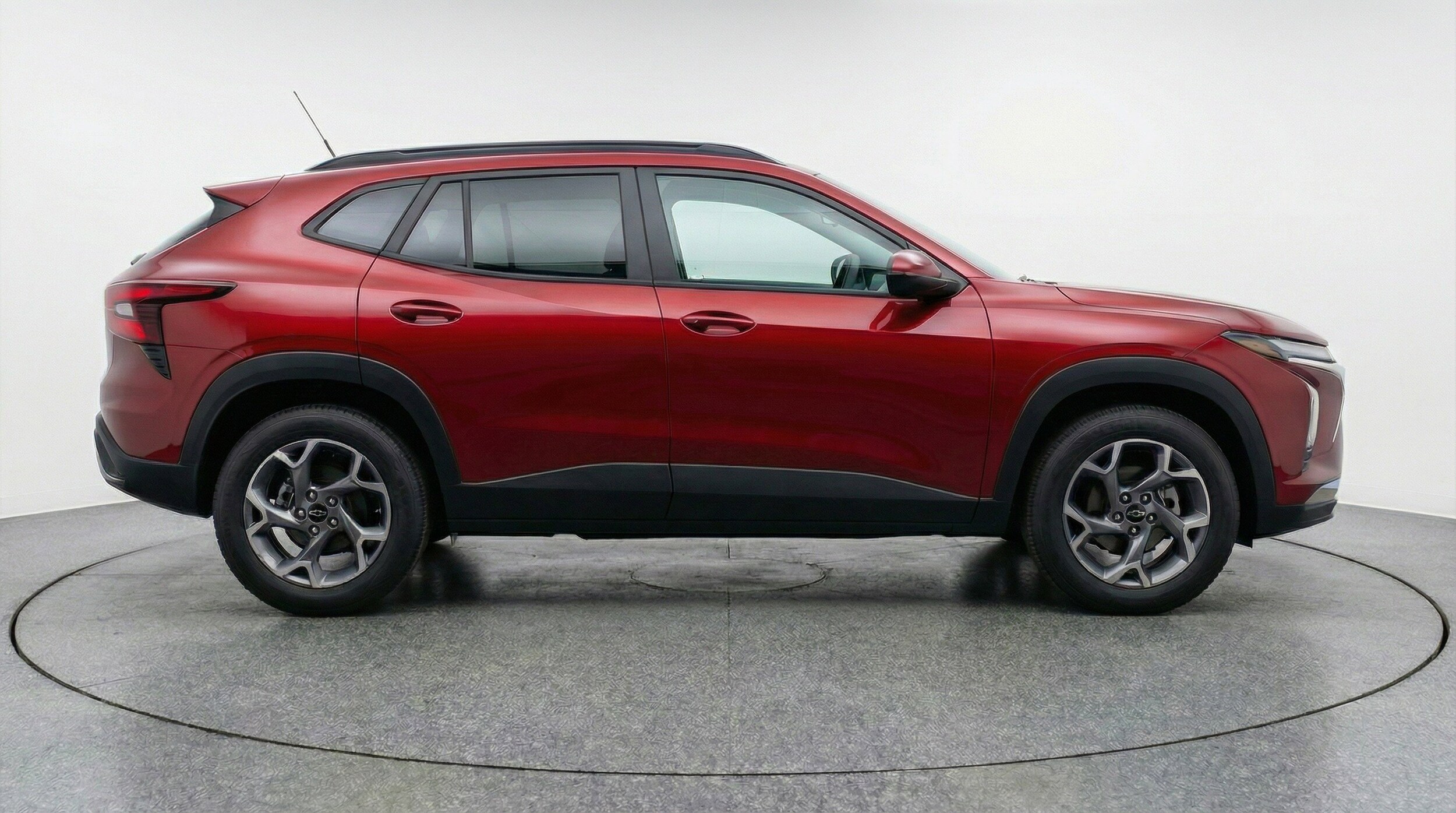 Thumbnail: 2025 Chevrolet Trax - 9