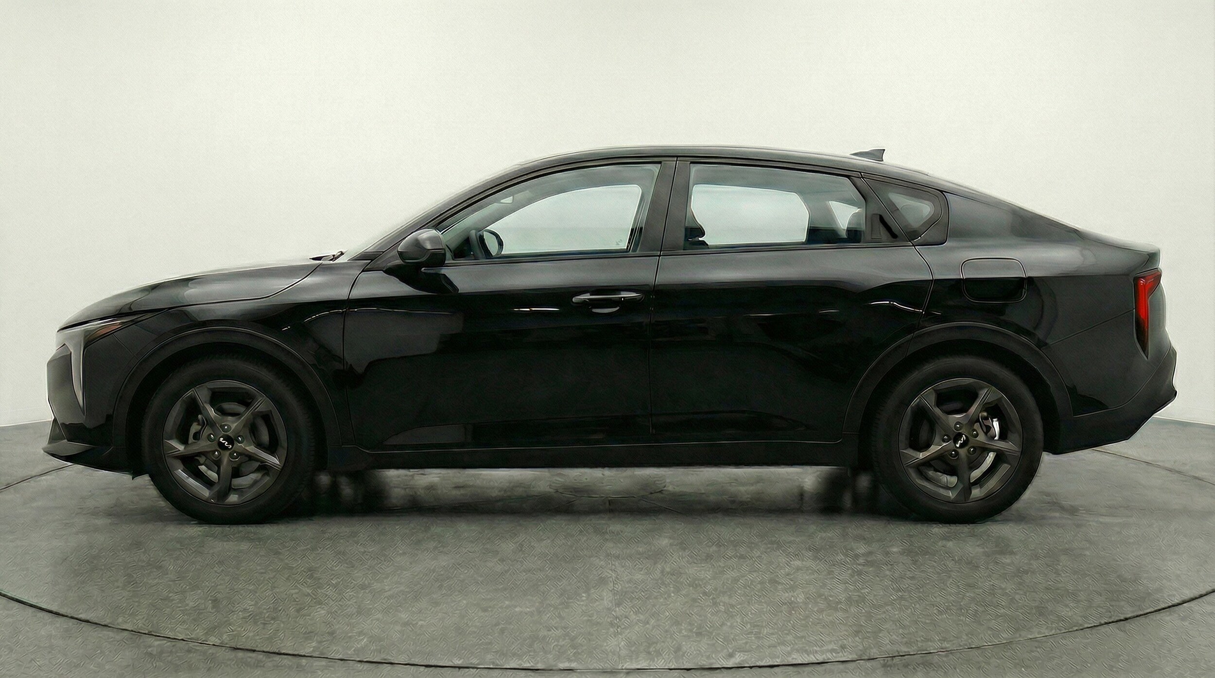 Thumbnail: 2025 Kia K4 - 3