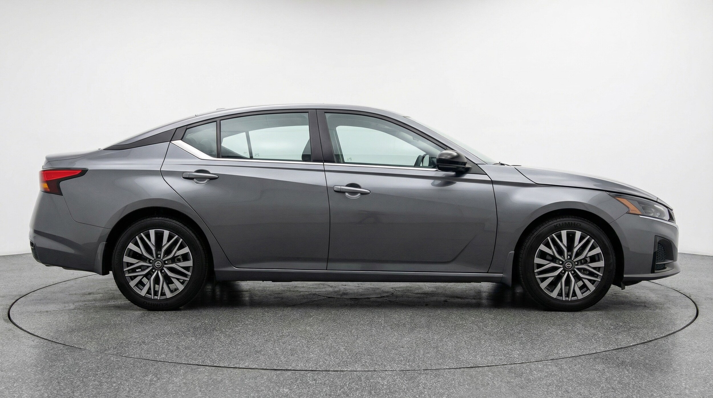 Thumbnail: 2025 Nissan Altima - 8