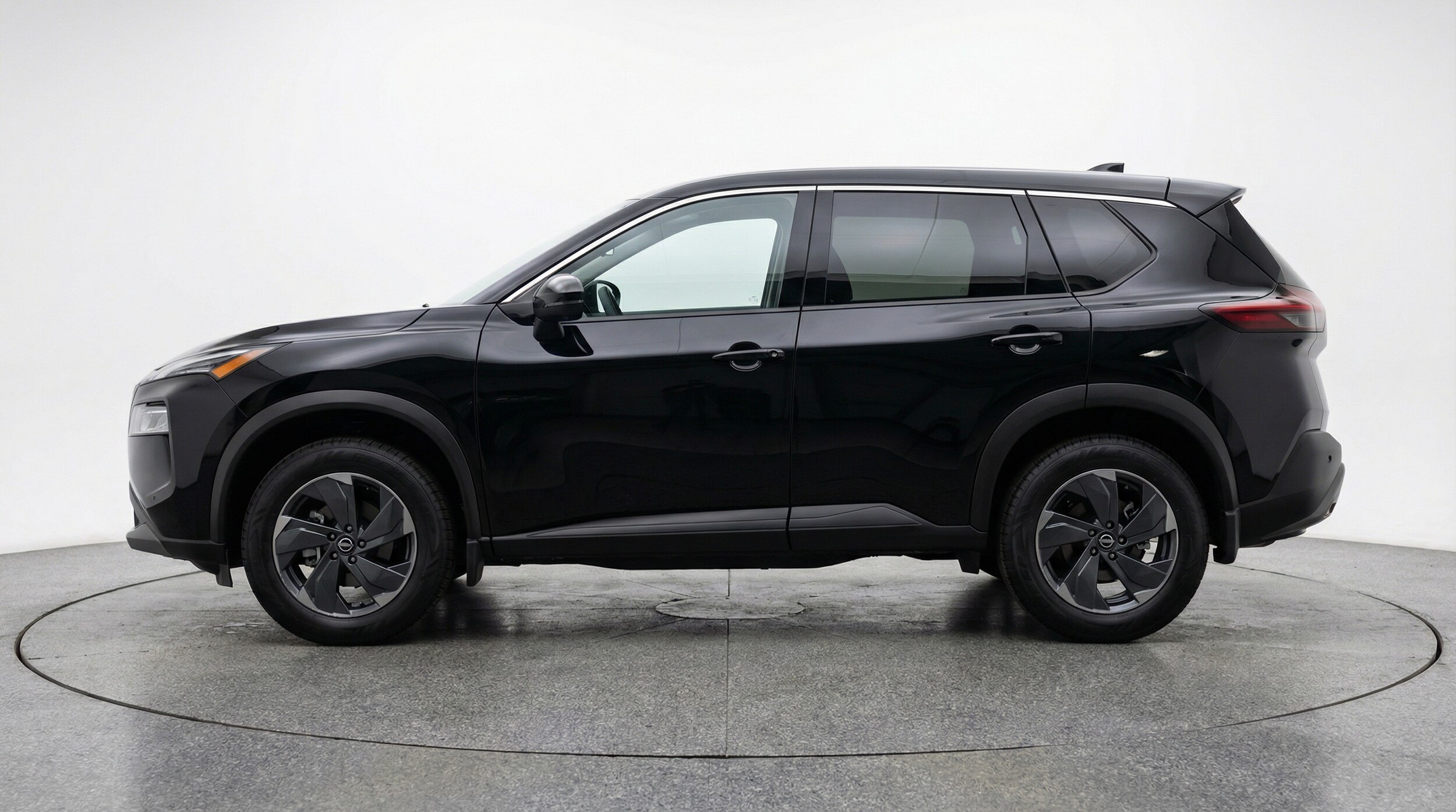 Thumbnail: 2025 Nissan Rogue - 4