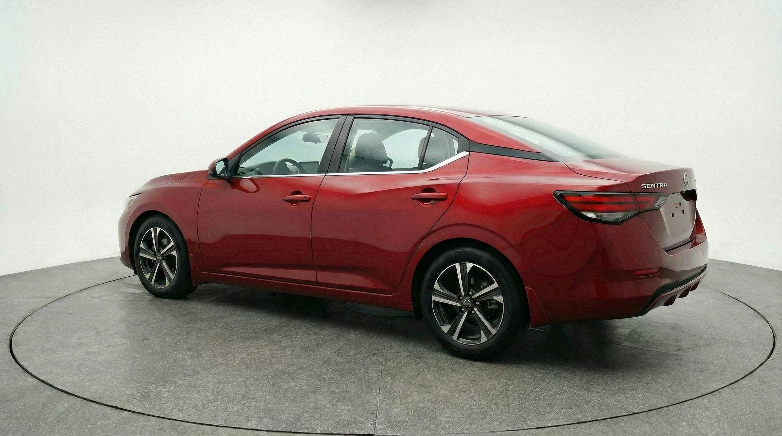 Thumbnail: 2025 Nissan Sentra - 5