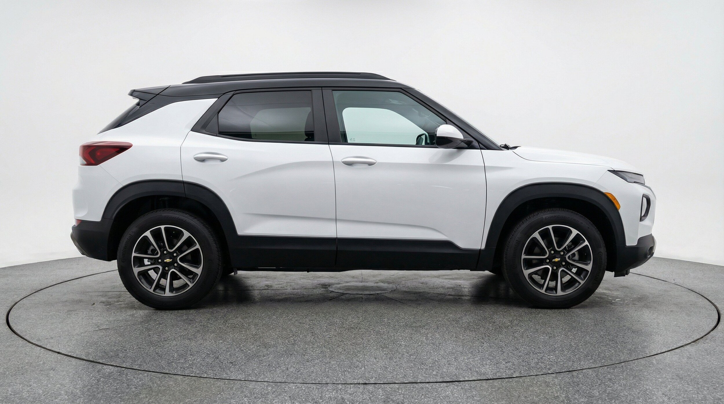 Thumbnail: 2025 Chevrolet TrailBlazer - 11