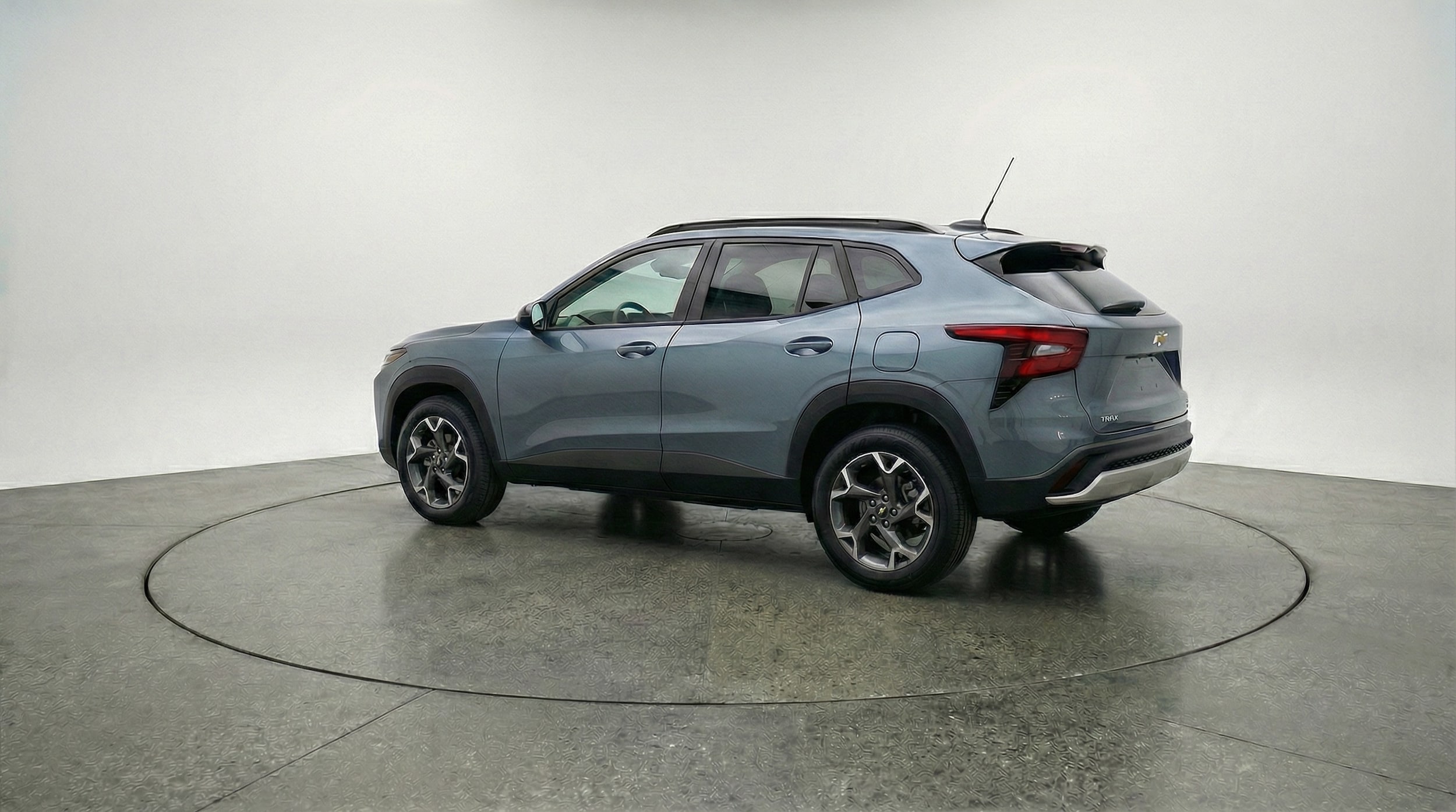 Thumbnail: 2025 Chevrolet Trax - 5