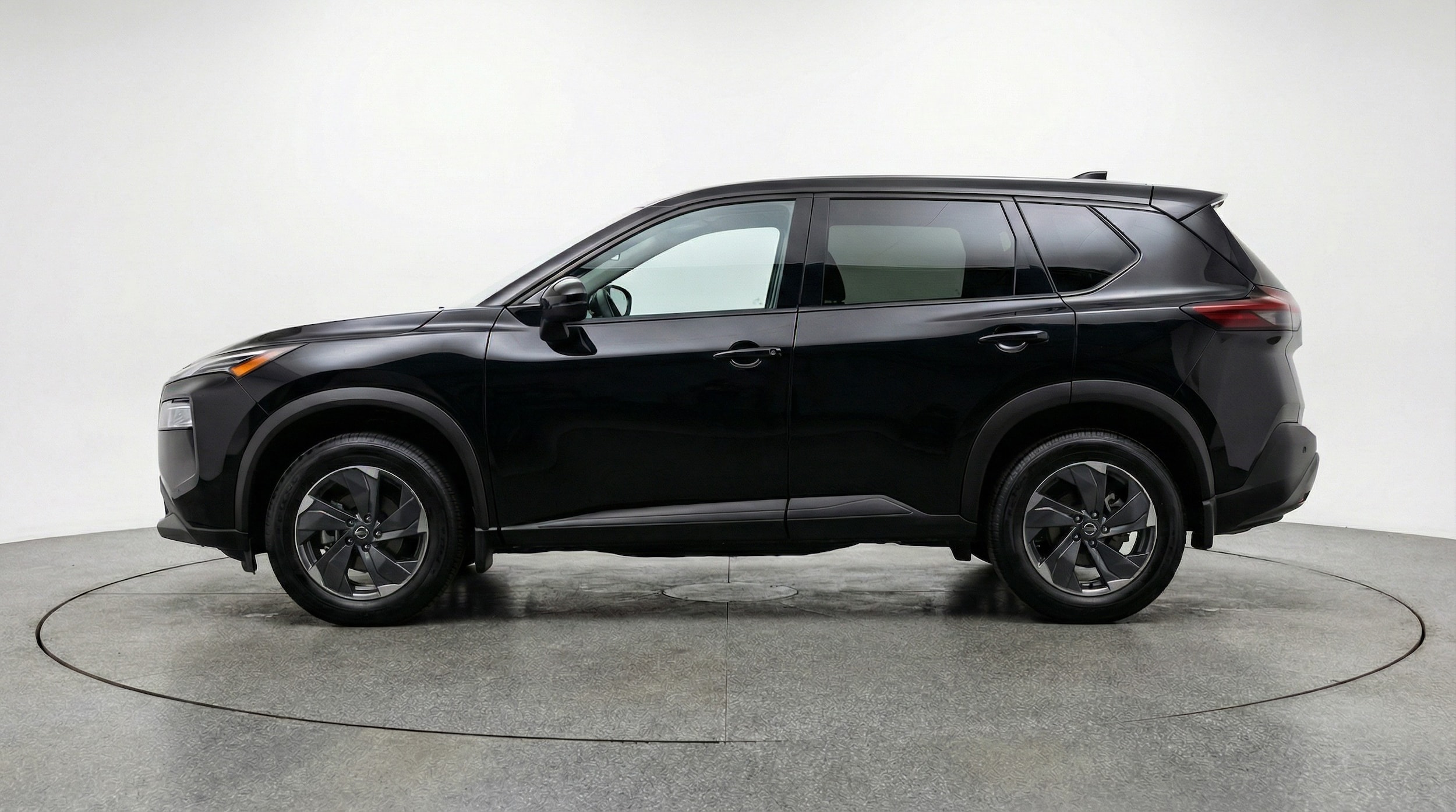 Thumbnail: 2025 Nissan Rogue - 4